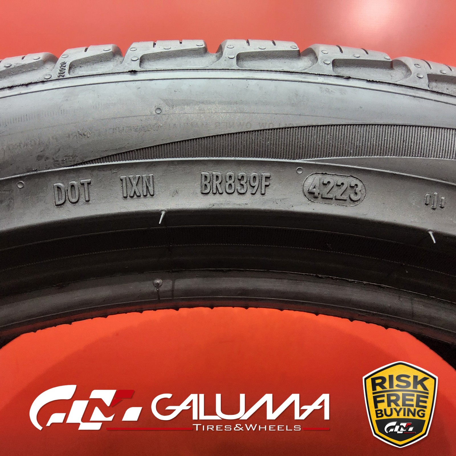 Set of 4 Tires Pirelli Scorpion Zero All season PNCS (LR) XL 285/40R23 #94883