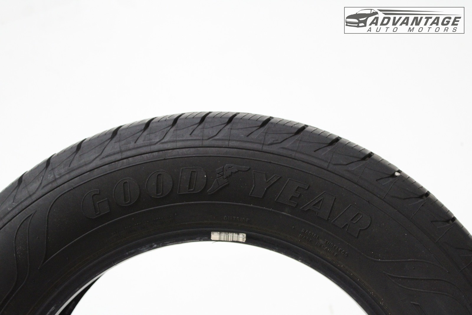 2021-2022 CHEVROLET BLAZER FWD WHEEL TIRE GOOD YEAR 235/65 106H R18 8/32 OEM