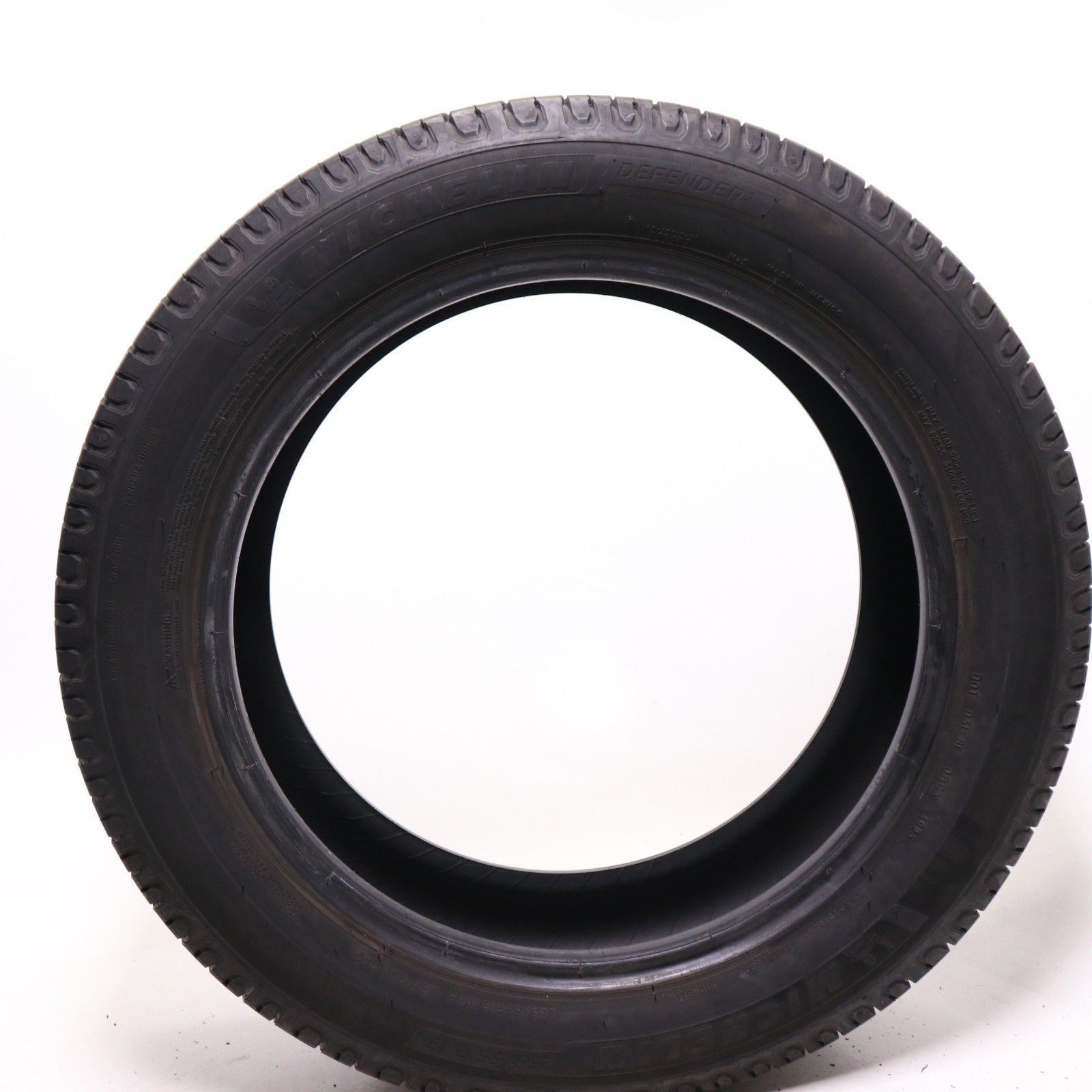 Set of 2 Used 235/55R19 Michelin Defender 2 – 105H – 9-10/32