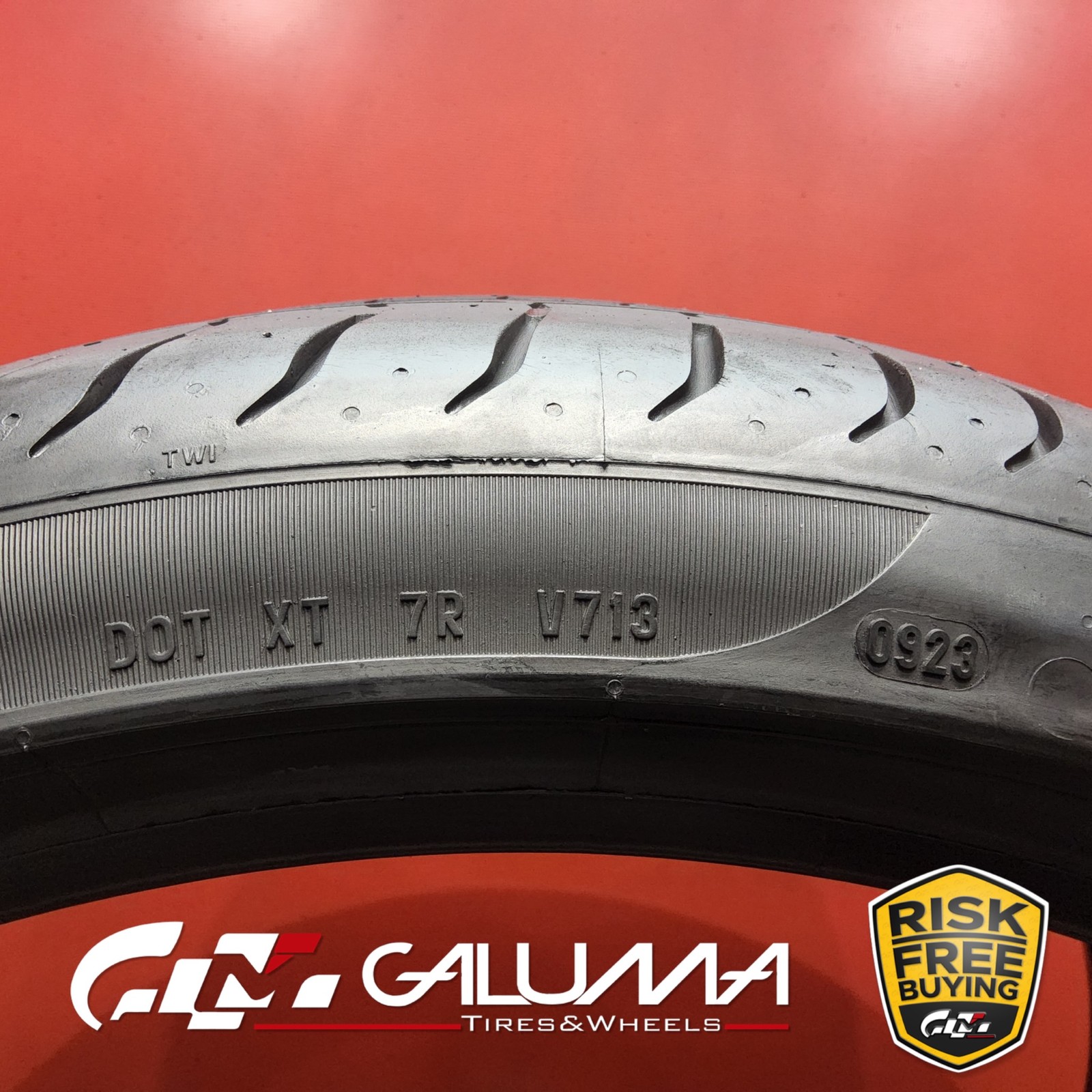 Set of 2 Tires Pirelli P Zero XL 315/30ZR22 315/30/22 3153022 No Repairs #89524