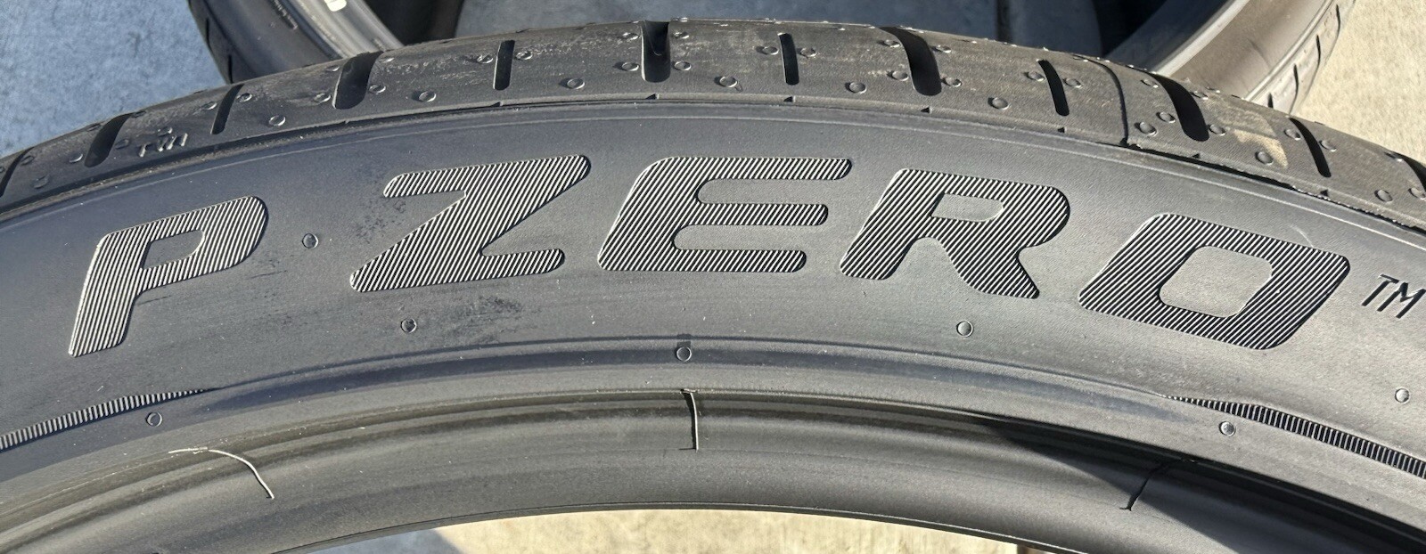 SET of TWO BRAND NEW 275/35ZR21 (103Y) Pirelli P Zero PZ4 Sport PNCS Foam Tires