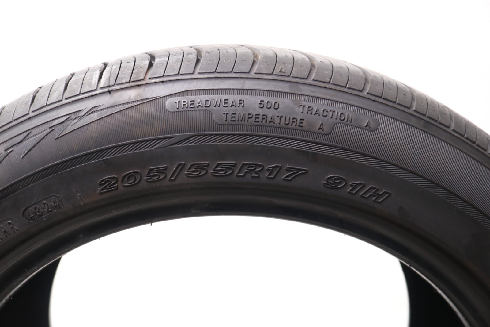 Set of 4 Used 205/55R17 Nexen N’Priz AH8 – 91H – 8-9/32