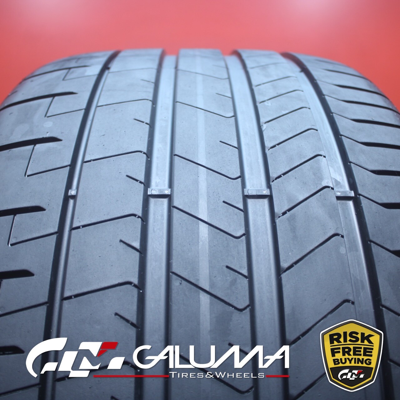 1 (One) Tire LikeNEW Pirelli P Zero PZ4 315/35R22 315/35/22 3153522 ZR22 #84174