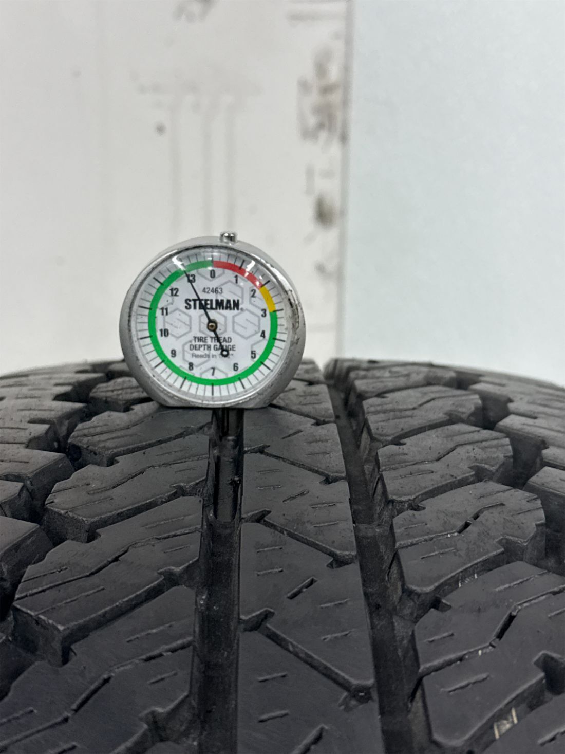 Used LT265/70R17 Bridgestone Dueler A/T RH-S 109 Q – 13/32