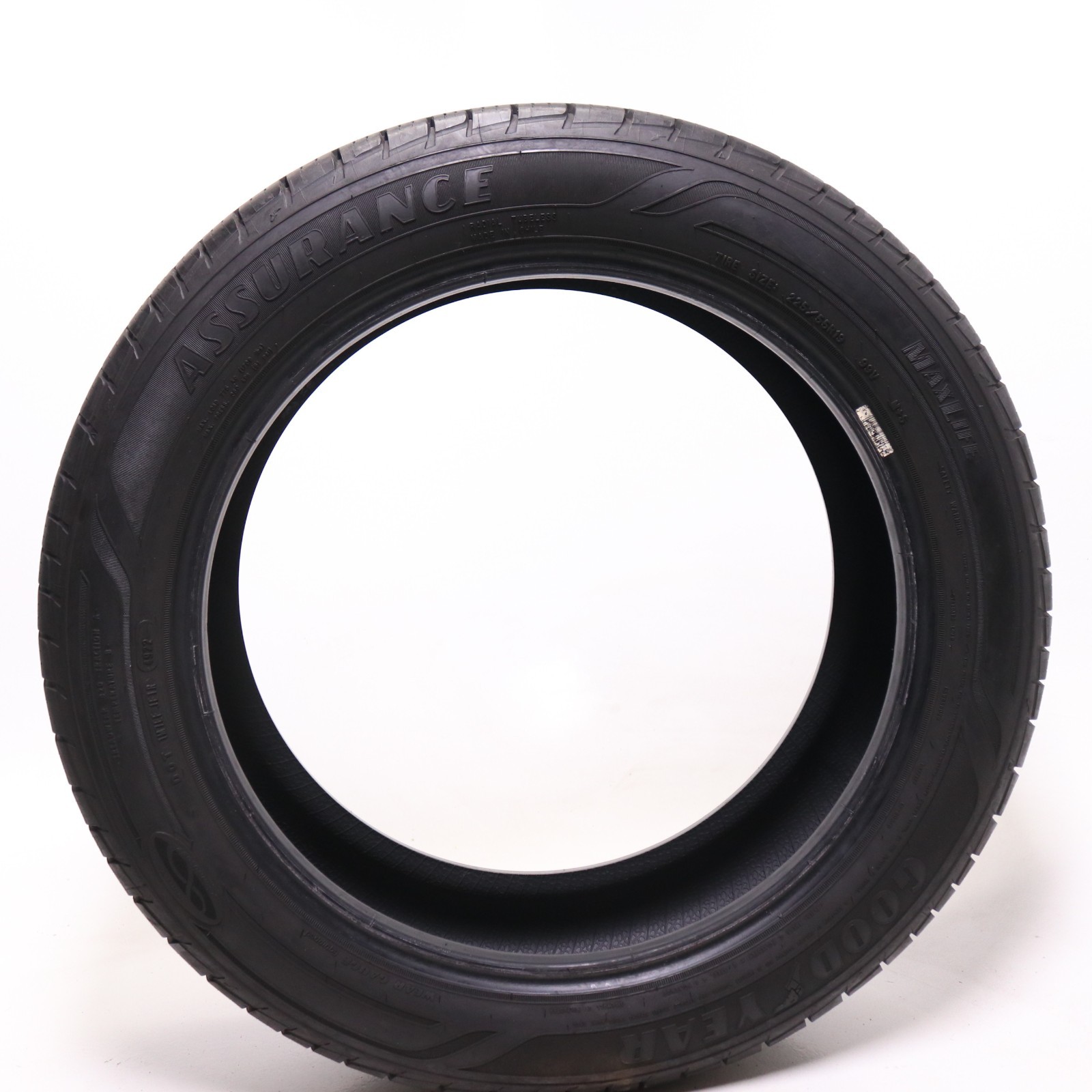Set of 2 Used 225/55R19 Goodyear Assurance MaxLife – 99V – 10/32 No Repairs