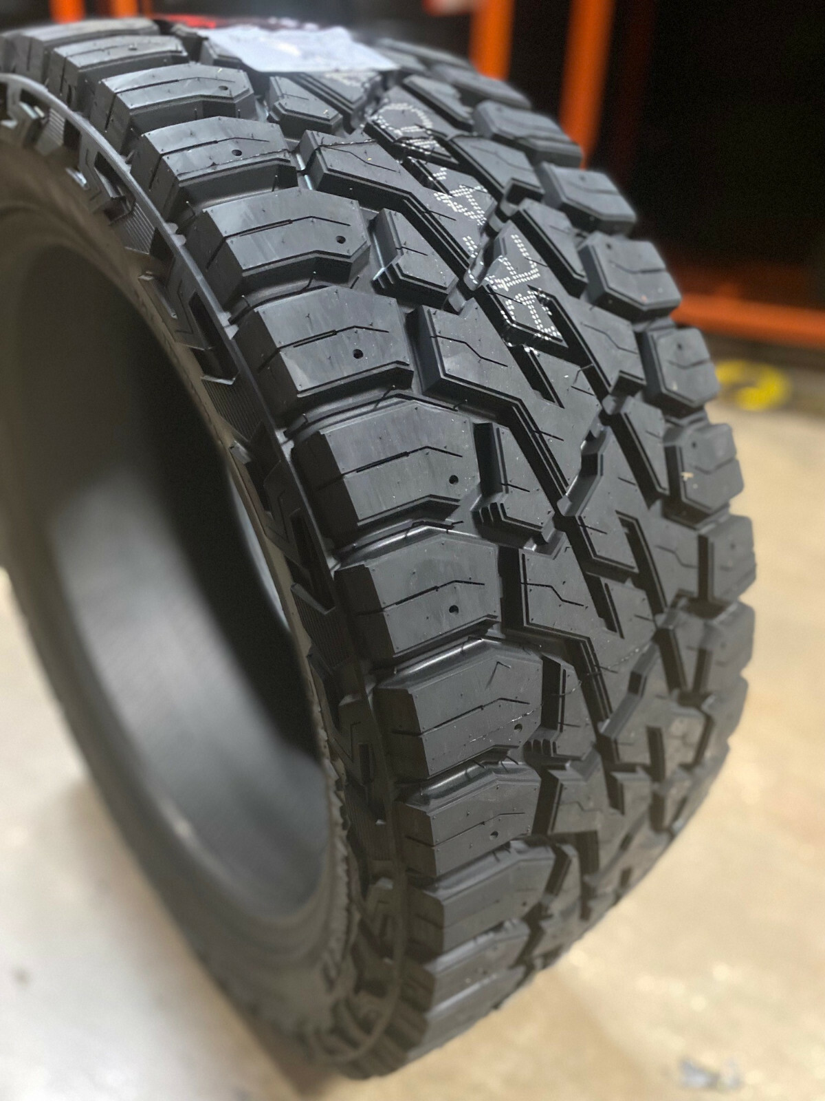 4 NEW LT275/55R20 E Venom Trail Hunter R/T 275 55 20 LRE AT/ MT Tires AT 10 ply