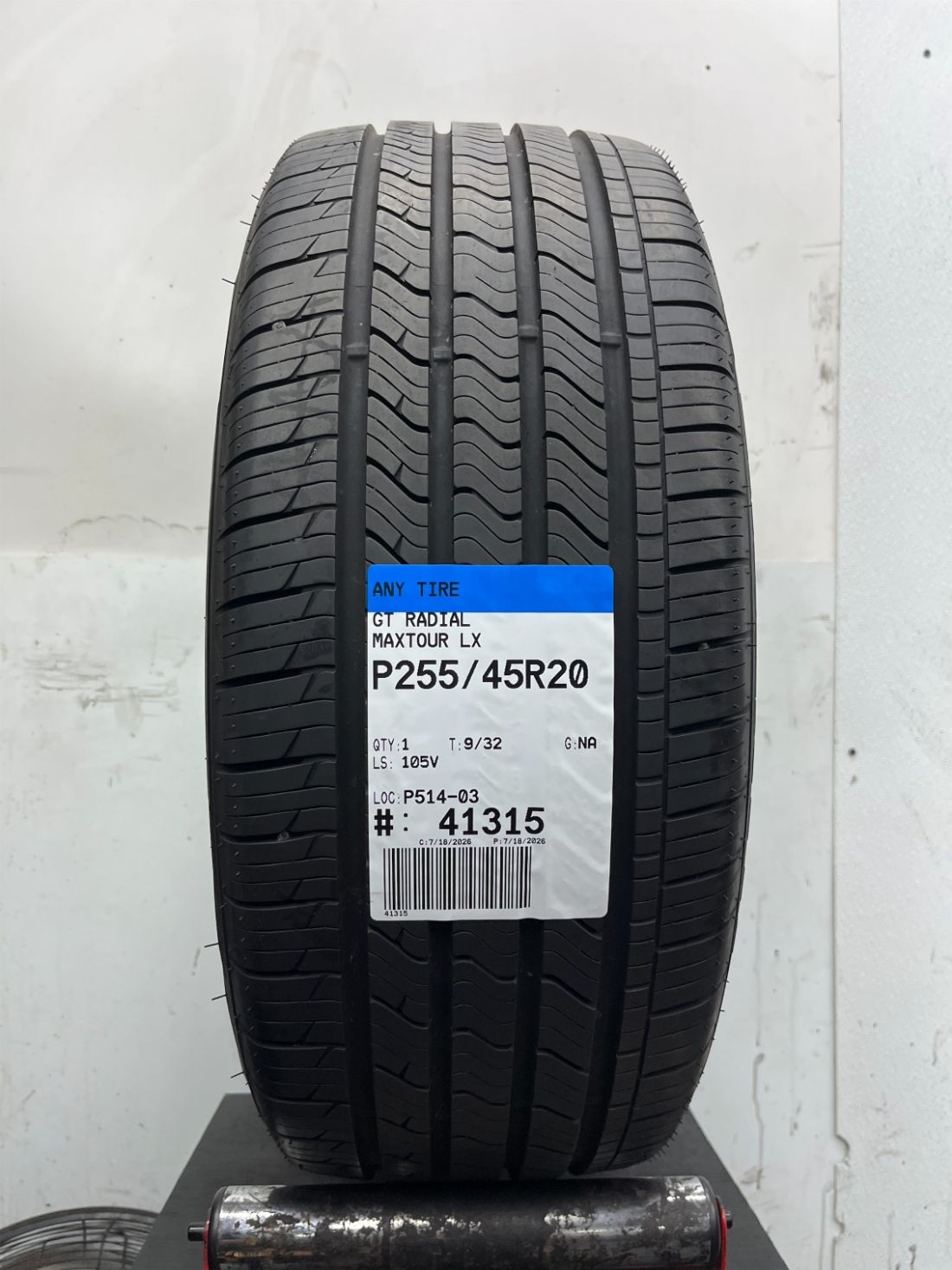 1 Used P255/45R20 GT Radial Maxtour LX 105 V – 9/32