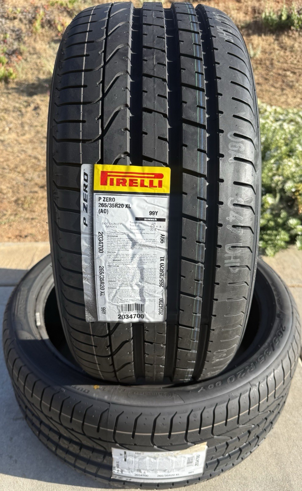 Set of TWO BRAND NEW 265/35R20 99Y Pirelli P Zero Tires 2653520