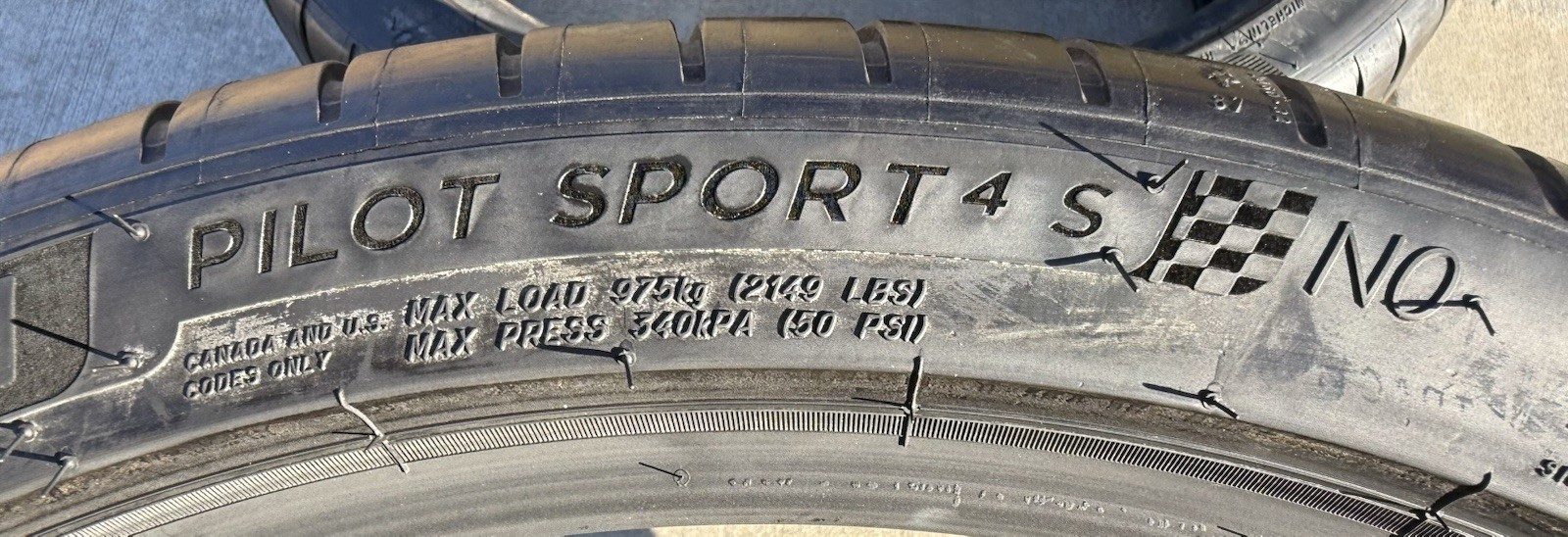Set of TWO BRAND NEW 315/30ZR22 (107Y) Michelin Pilot Sport 4S Tires 3153022