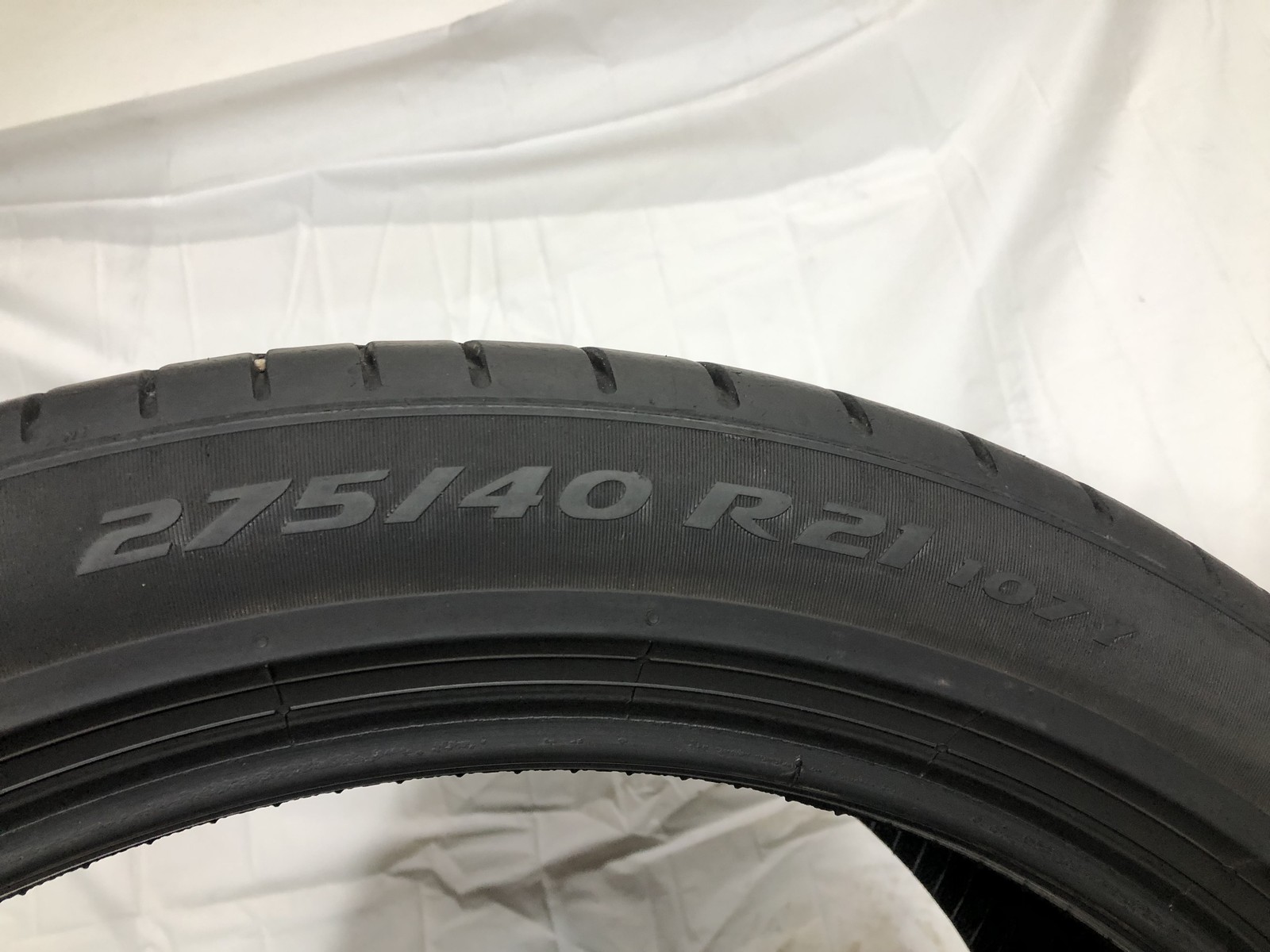 [1] PIrelli P Zero PZ4 Run Flat P275/40R21 275 40 21 Tire 7.75/32