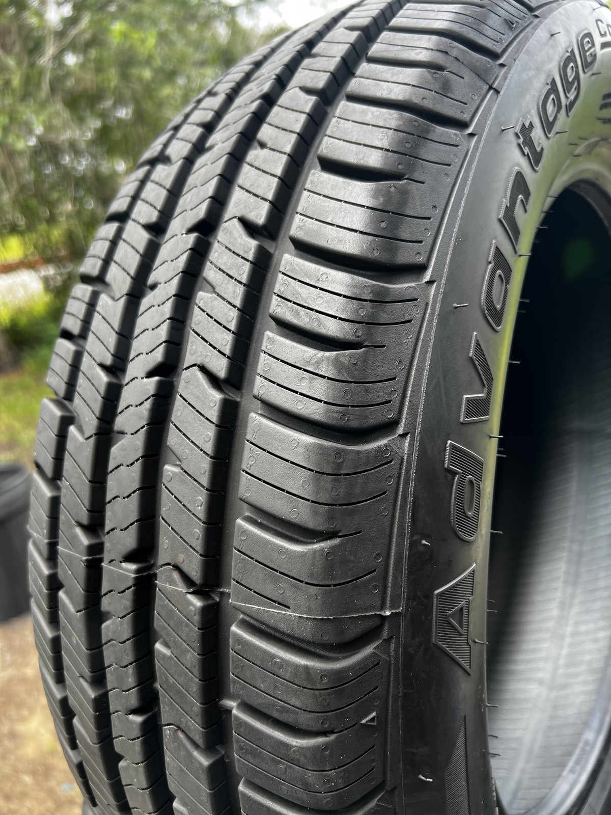 Tire New BFGoodrich Advantage Control 215/60R17 96H DOT.1125 11/32 New