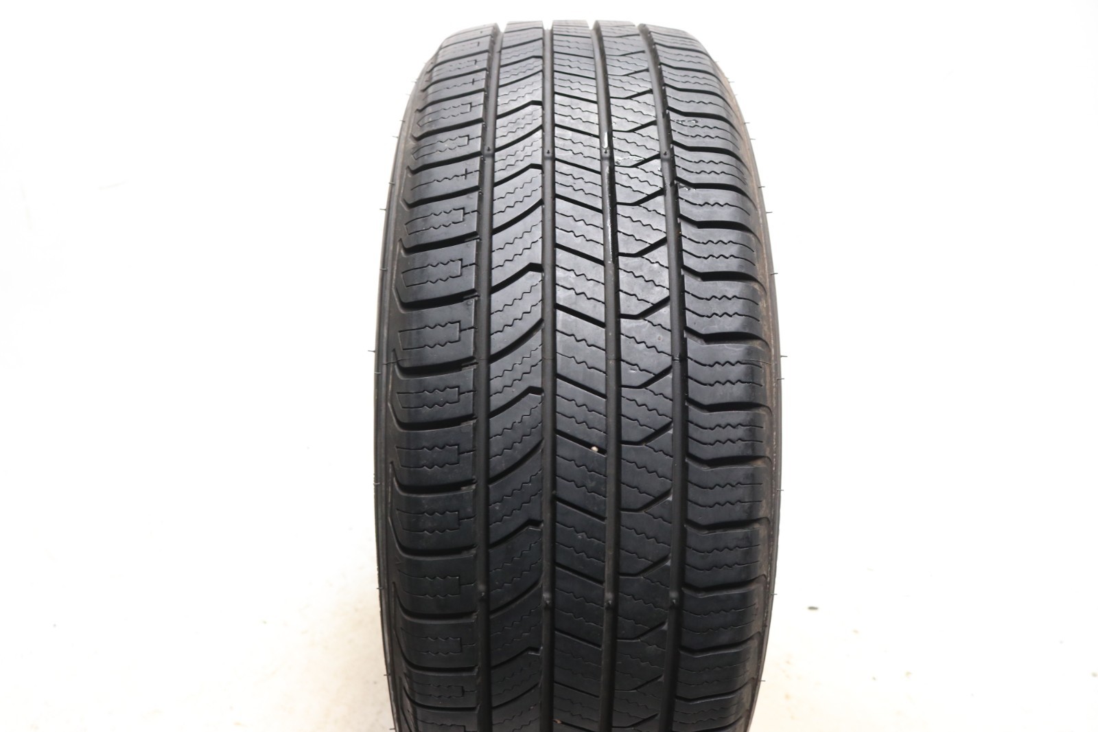Set of 2 Used 205/50R17 Road Hugger GTP AS/02 – 93V – 8.5-9.5/32