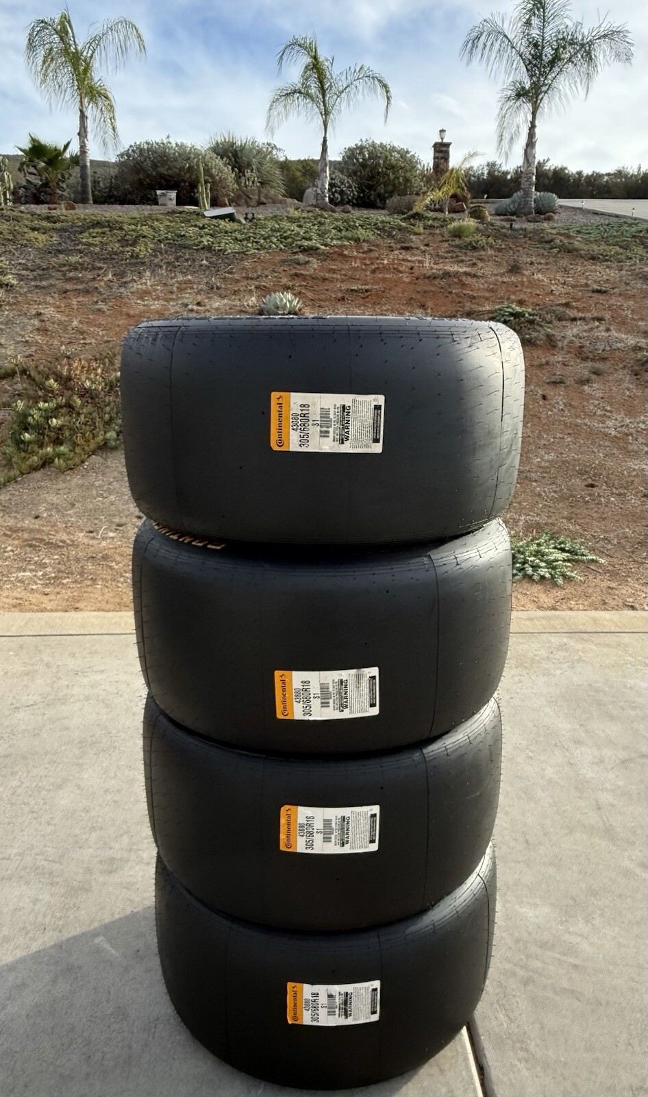 Set of FOUR NEW 305/680R18 Continental ExtremeContact DR S1 Road Racing Slicks