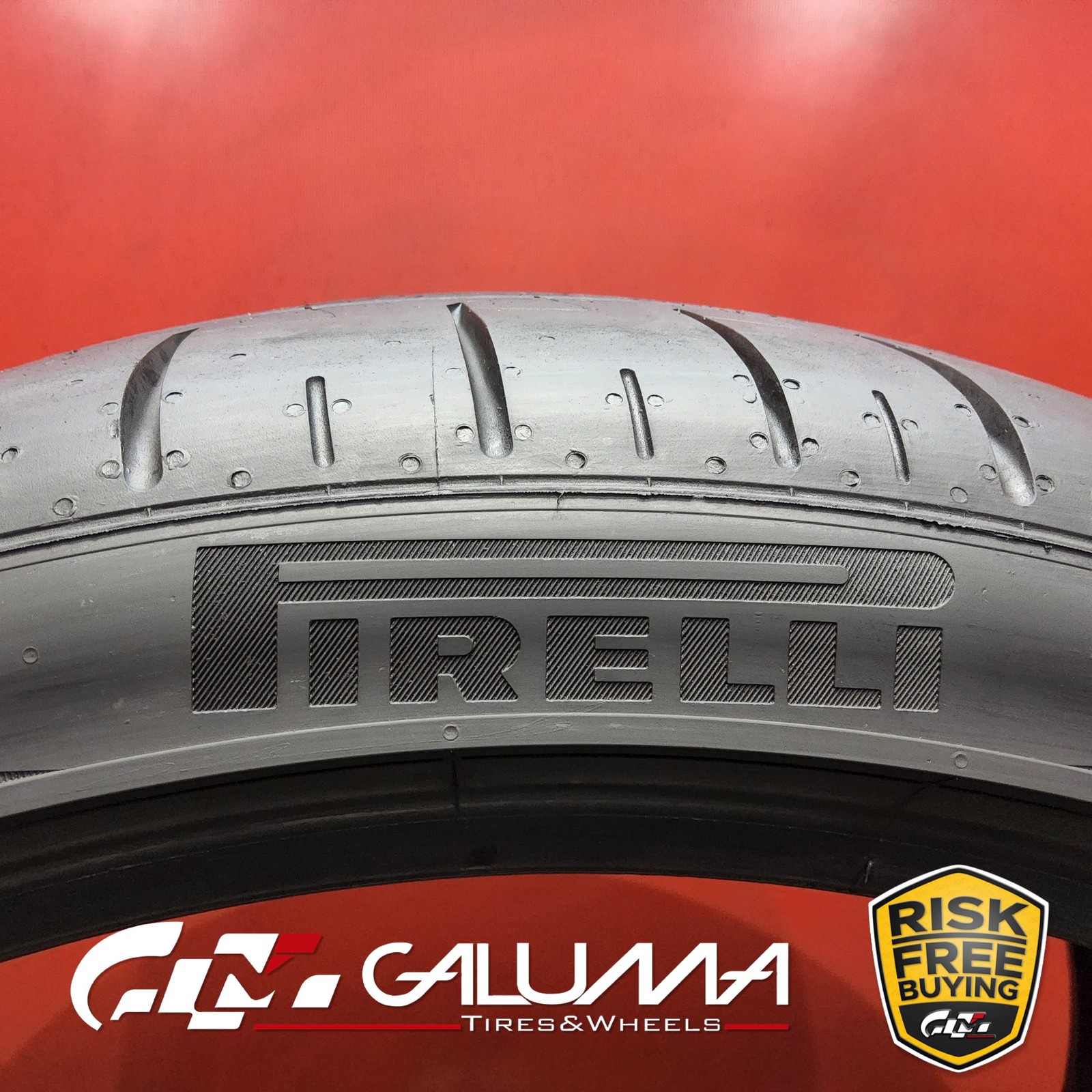 Set of 2 Tires LikeNEW Pirelli P Zero PZ4 NA1 305/30ZR21 305/30/21 3053021 92284