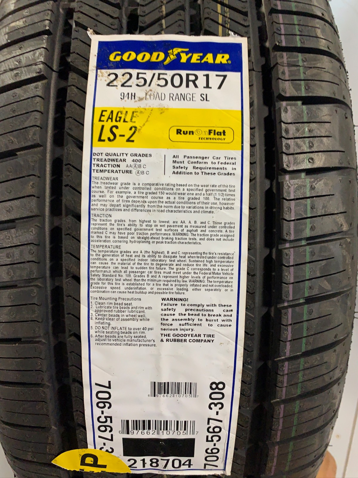 1 New 225 50 17 Goodyear Eagle LS-2 ROF All Season Run Flat Tire