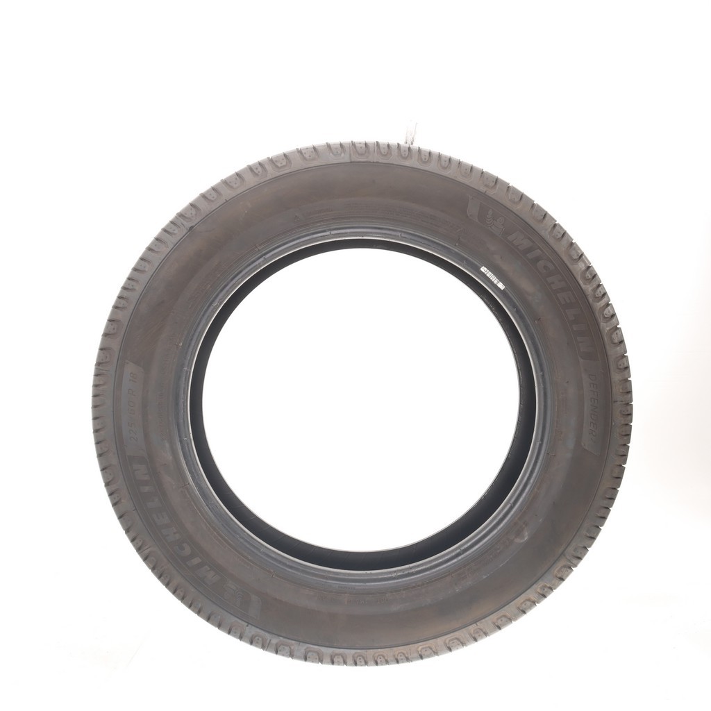 Set of (4) Used 225/60R18 Michelin Defender 2 104H – 9.5-10.5/32