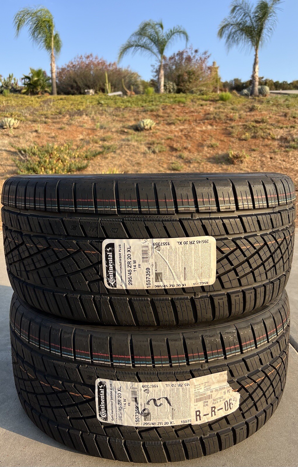 TWO BRAND NEW 295/45ZR20 114W Continental ExtremeContact DWS 06 Plus DWS06+Tires