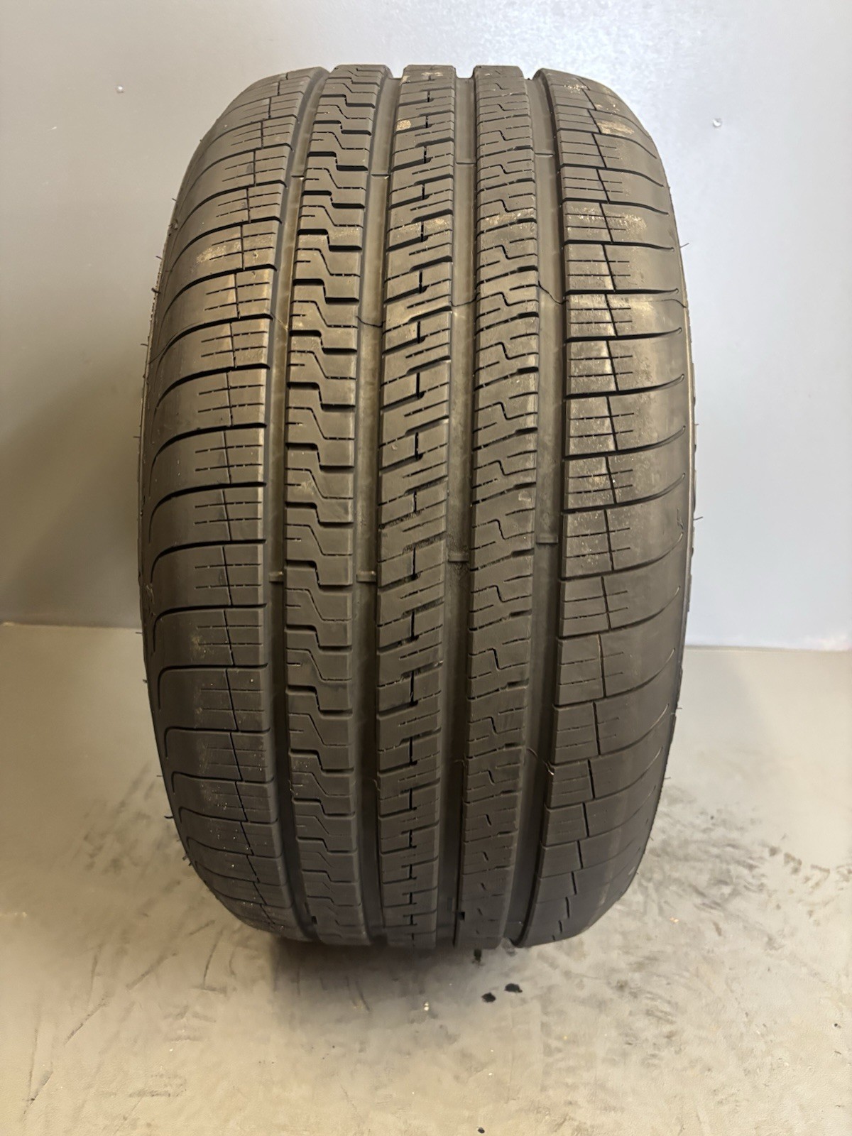 275/40zr18 Goodyear Eagle Exhilarate Dot0124 10/32 No Patches Or Plugs