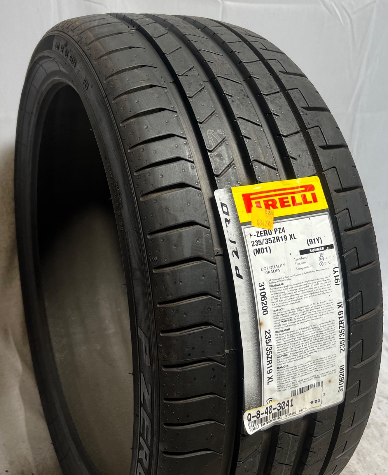 1 – NEW 235/35ZR19 XL (91Y) Pirelli P Zero PZ4 (MO1) Mercedes – 6033