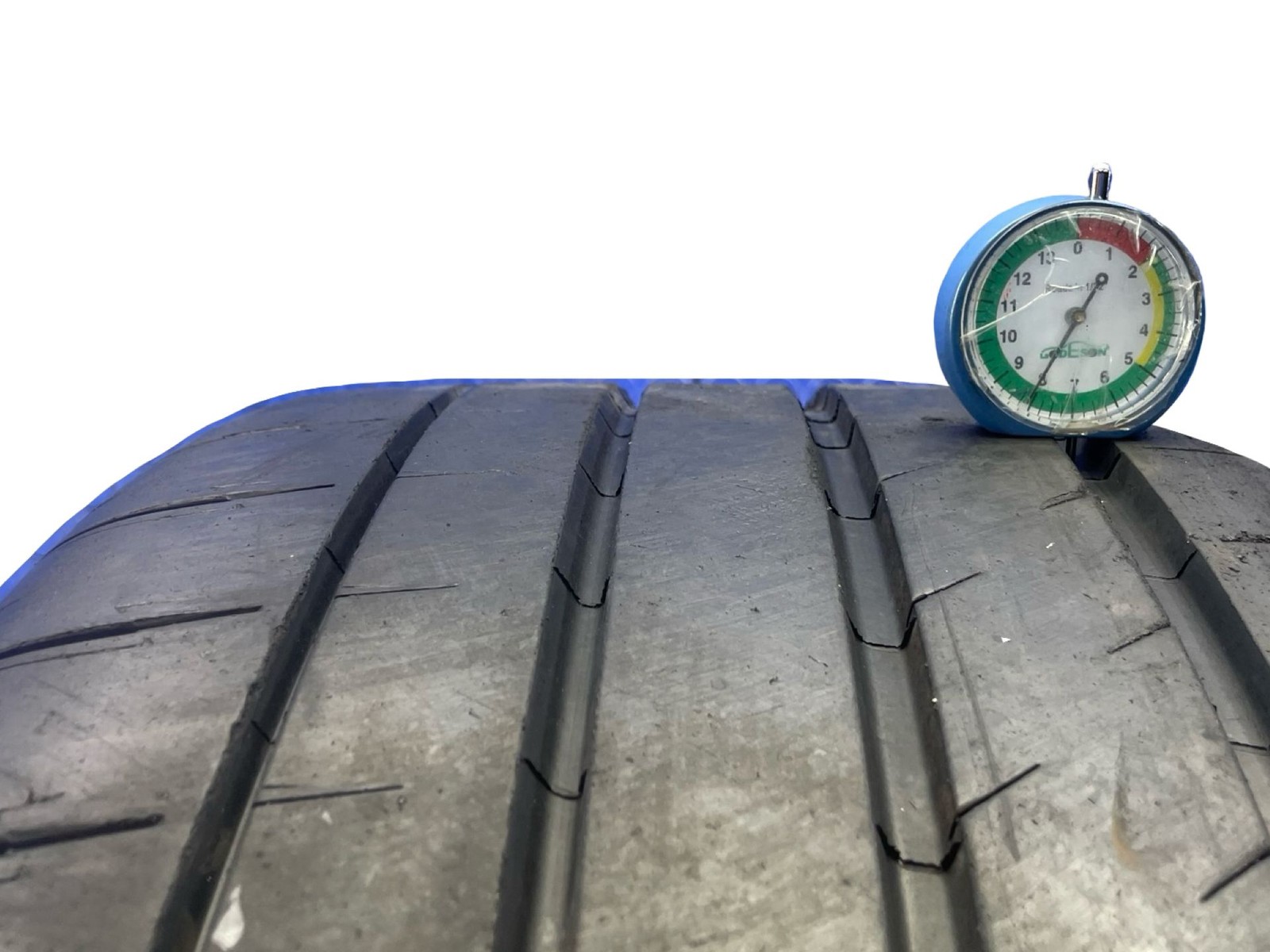 265/30ZR19 93Y MICHELIN PILOT SPORT 4S 8/32NDS DATECODE 3923