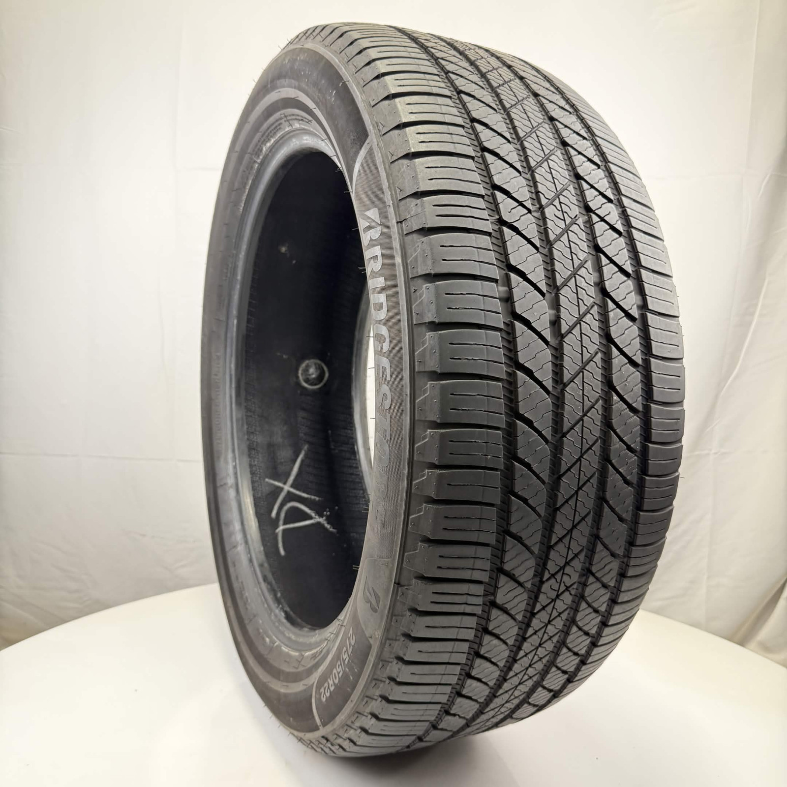 Used 275/50R22 Bridgestone Alenza AS Ultra 115H 6.5/32 (DOT 25)