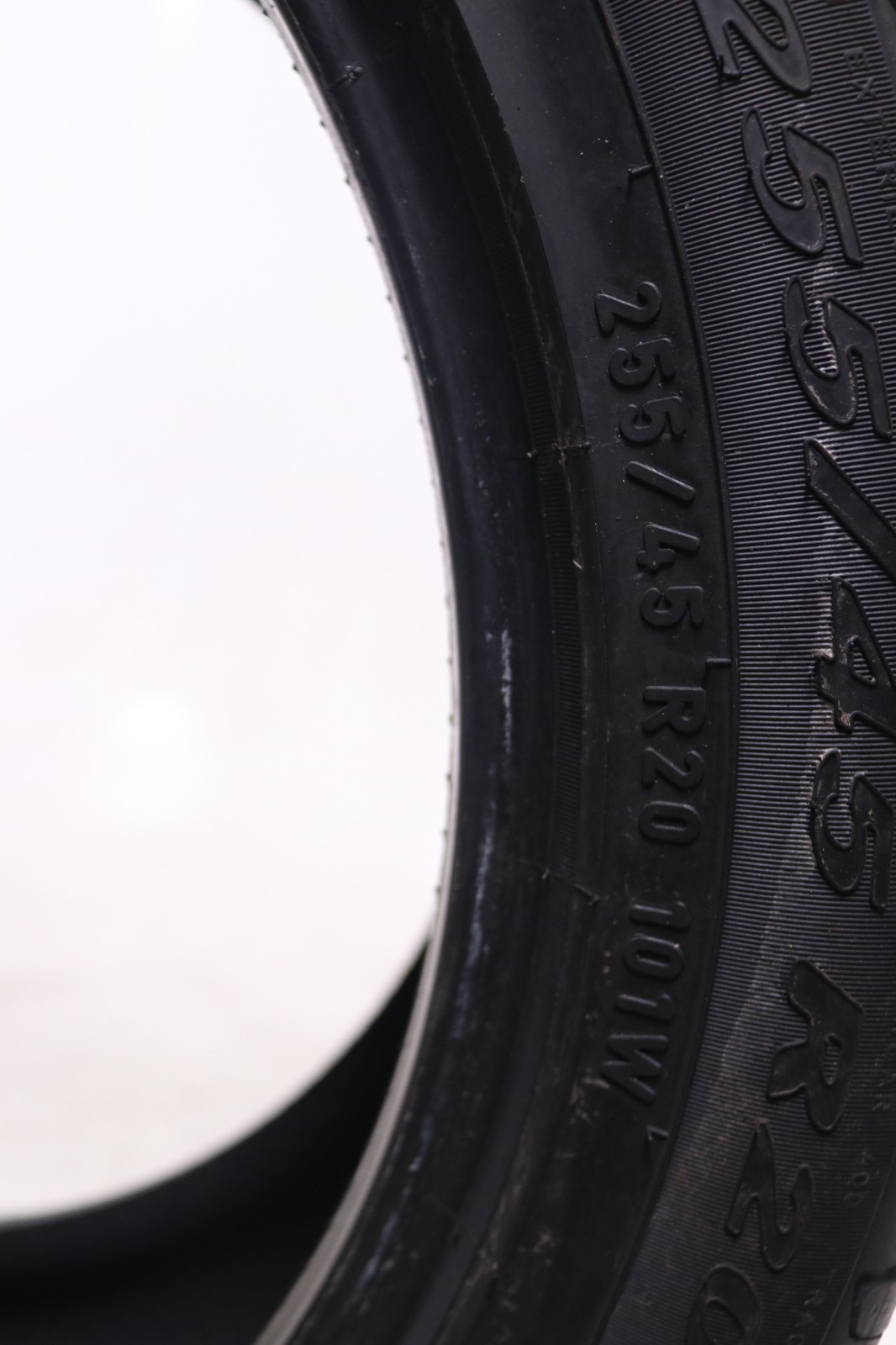 Set of 2 Used 255/45R20 Pirelli Scorpion Verde AO – 101W – 8.5-9/32