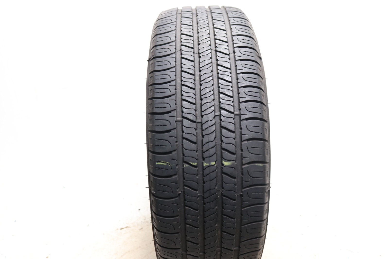 Set of 2 Used 215/65R17 Goodyear Assurance All Season – 99T – 6.5-7/32