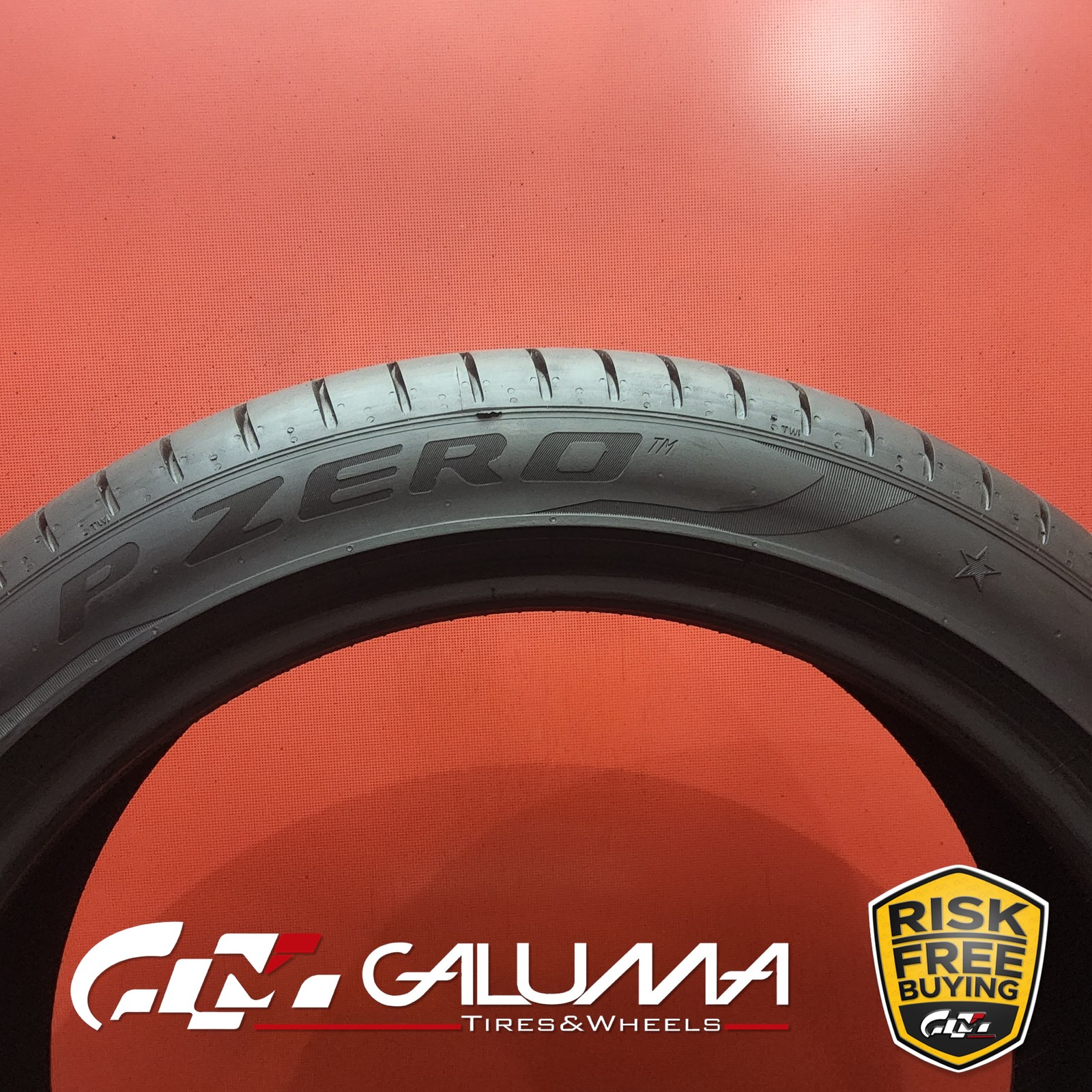 Set of 2 Tires LikeNEW Pirelli P-Zero (PZ4) ★ XL 225/45R19 96Y No Repairs #96177