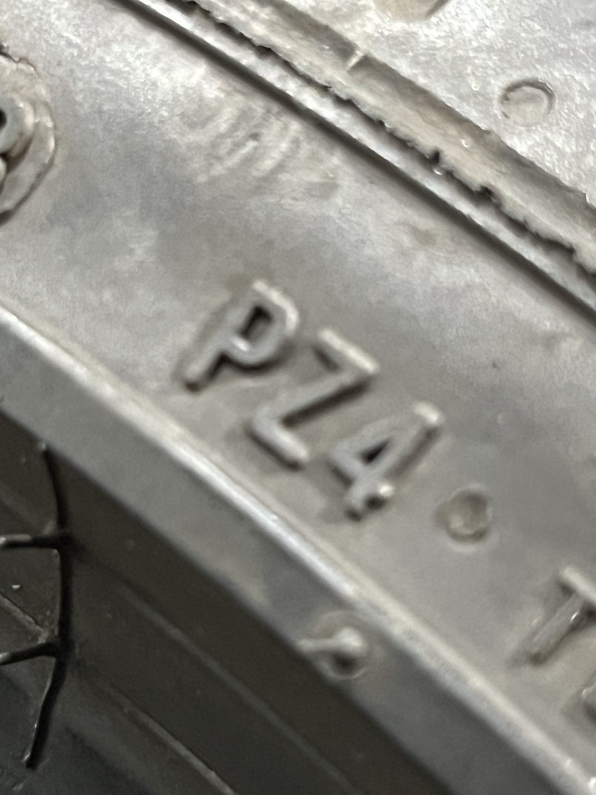 1 Pirelli P Zero PZ4 Run Flat ★ BMW 205/40R18 86W DOT.2423 5.75/32 NO Patch