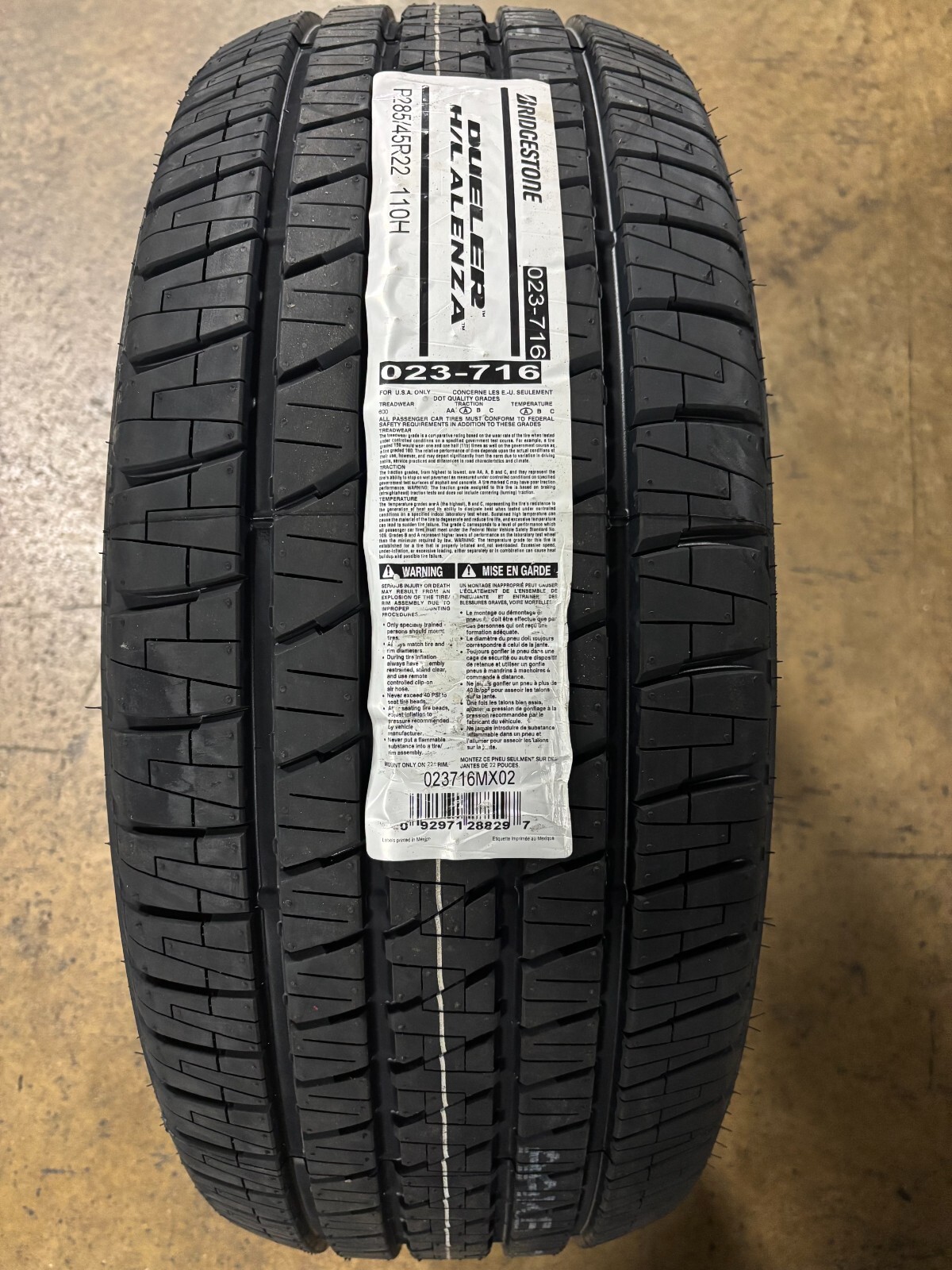 1 (One) New Bridgestone Dueler H/L Alenza – P285/45R22 Tire 2854522 285 45 22