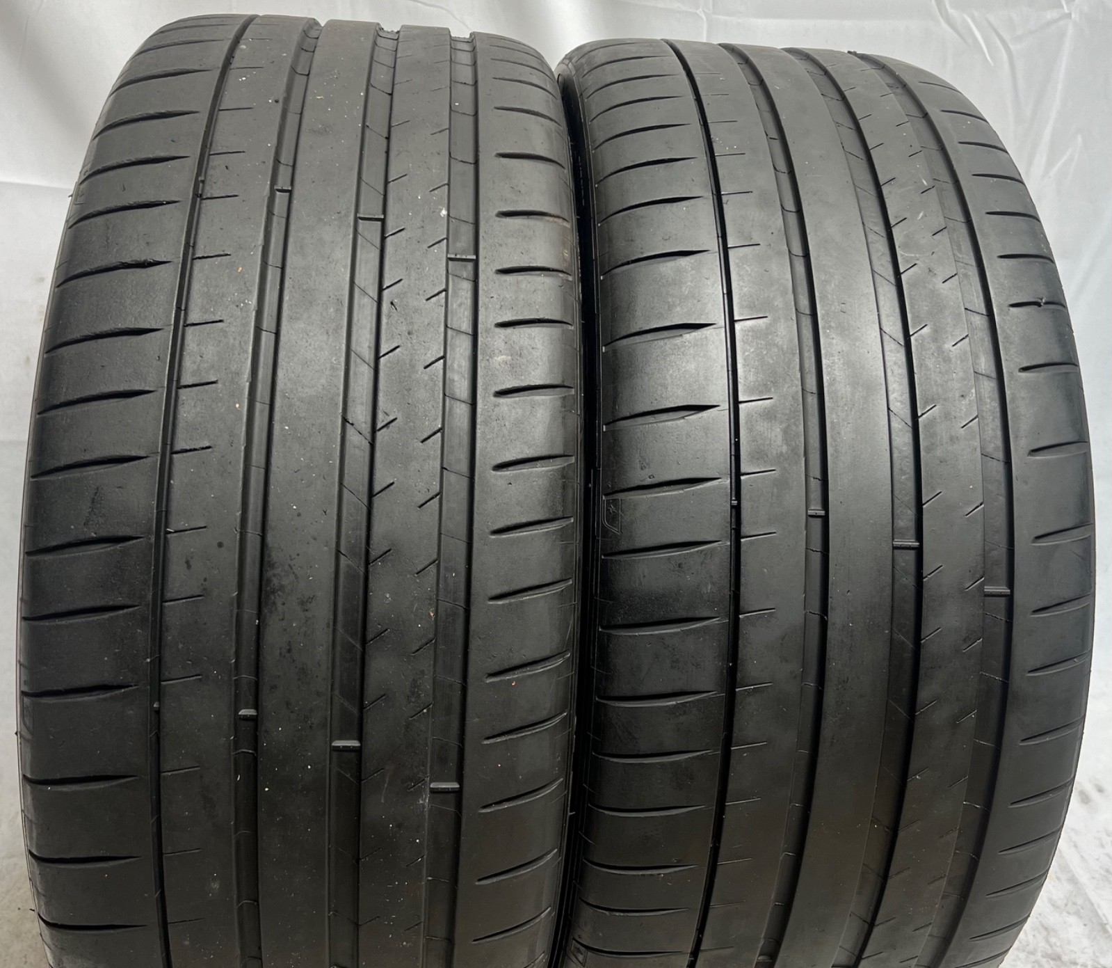 2 – NICE 235/35ZR20 XL (92Y) Michelin Pilot Sport 4 S Acoustic (T0) Tesla – 5026