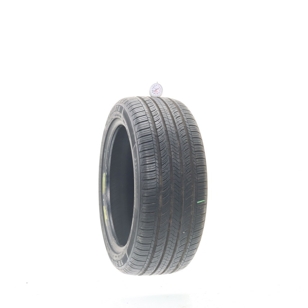 Used 235/45R17 Advanta ER-800 94H – 9/32