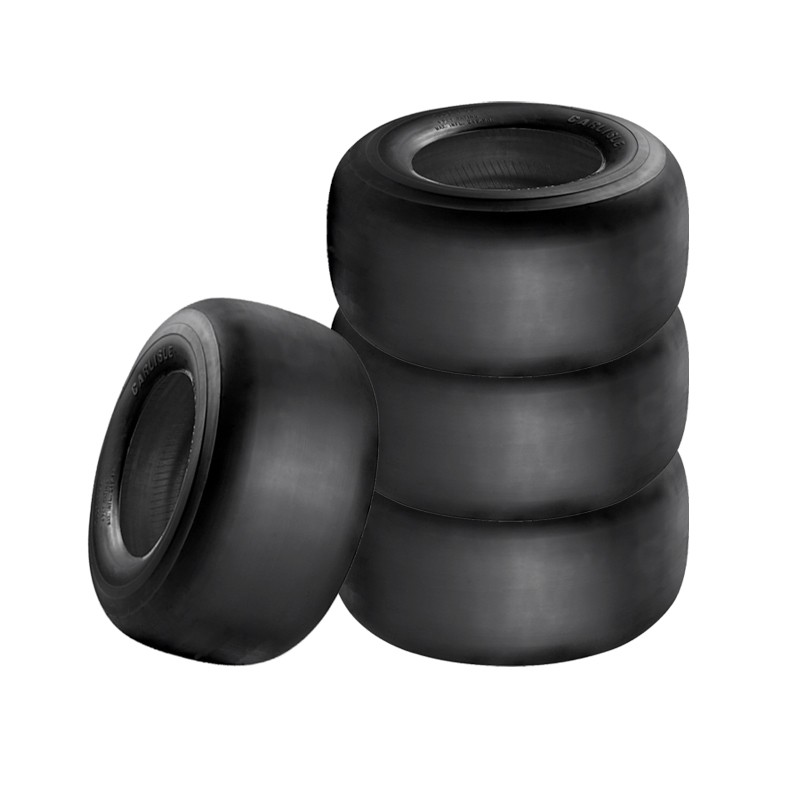 1 X Carlisle Smooth 4.80/4.00-8/4 Tires