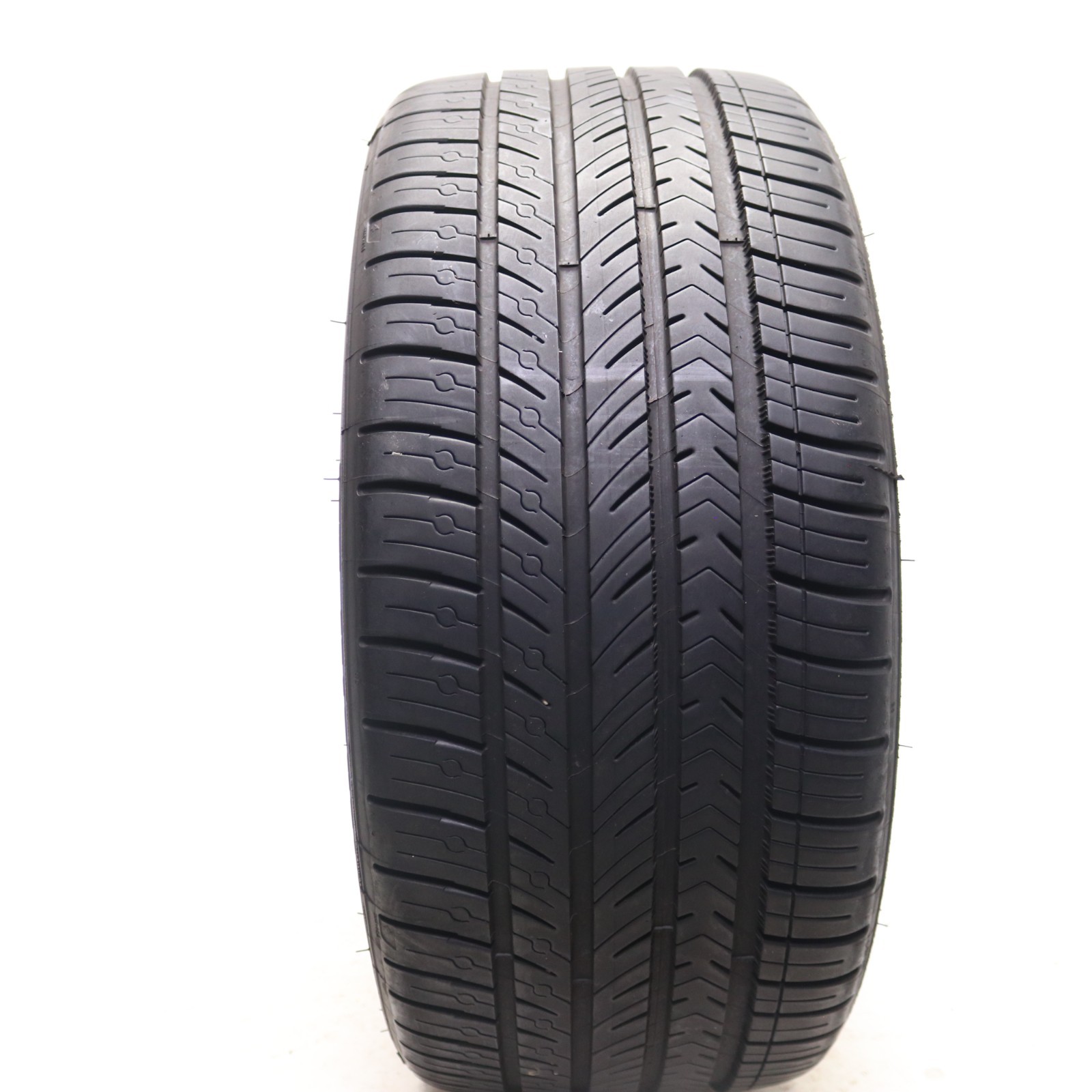 Set of 2 Used 245/40ZR18 Michelin Pilot Sport All Season 4 – 97Y – 8/32