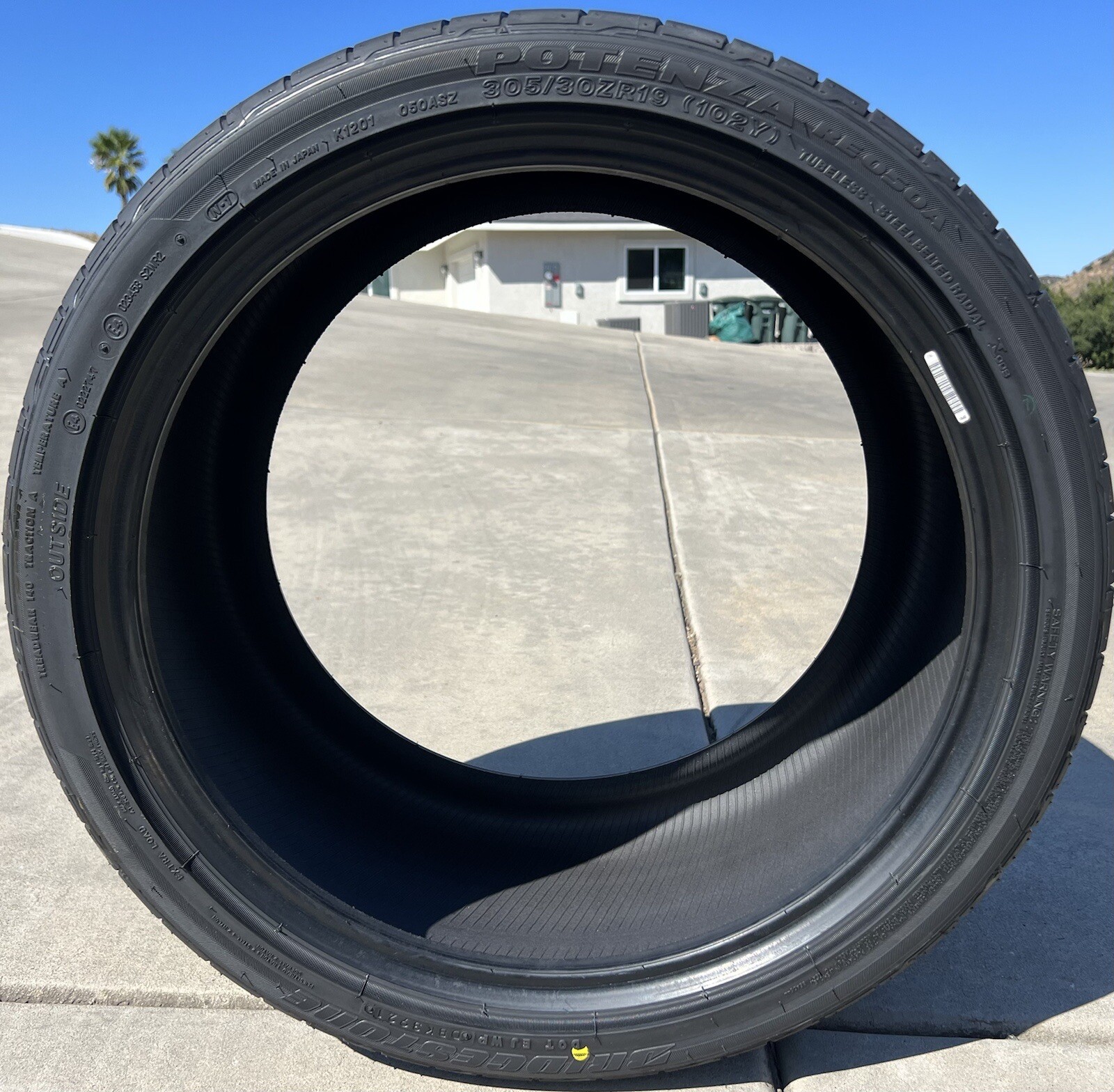 SET OF TWO BRAND NEW 305/30ZR19 Bridgestone RE050A Tires 3053019