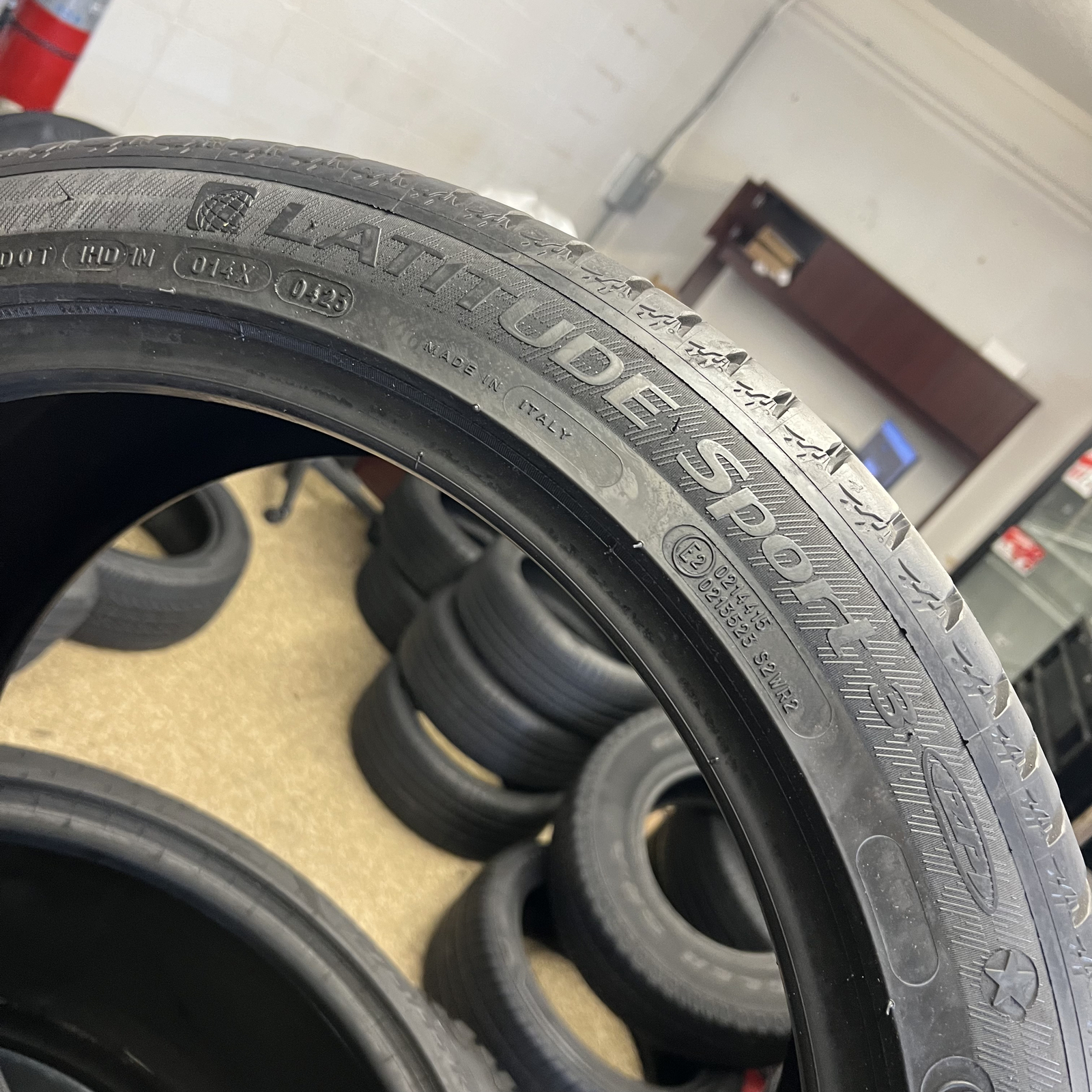 1 TIRE LikeNew Michelin Latitude Sport 3 ZP RunFlat BMW 275/40/20 275/40R20 106W