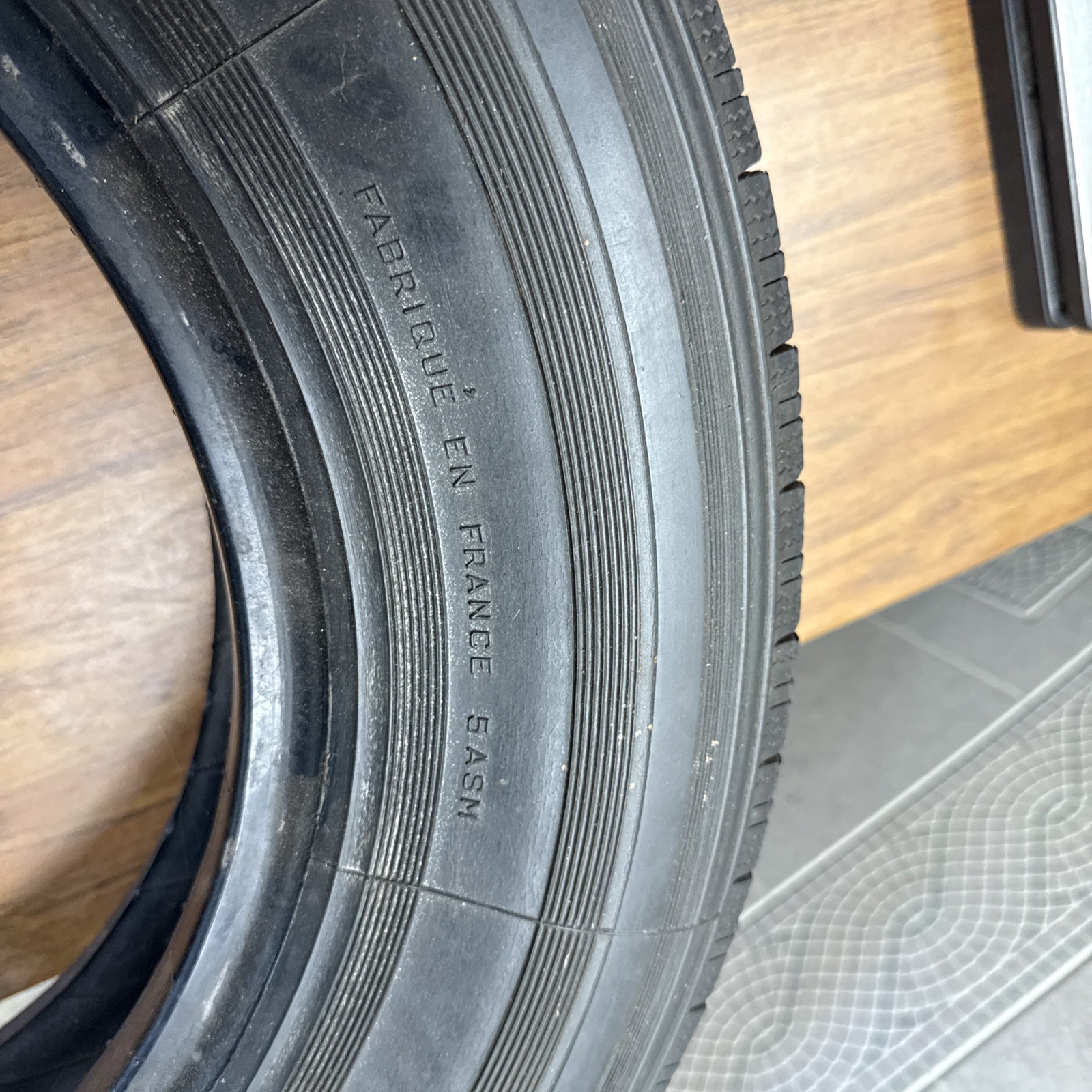 Michelin 185 – SR 380 / 185-15 X Made In France Tire #3 Triumph Jaguar MG ??