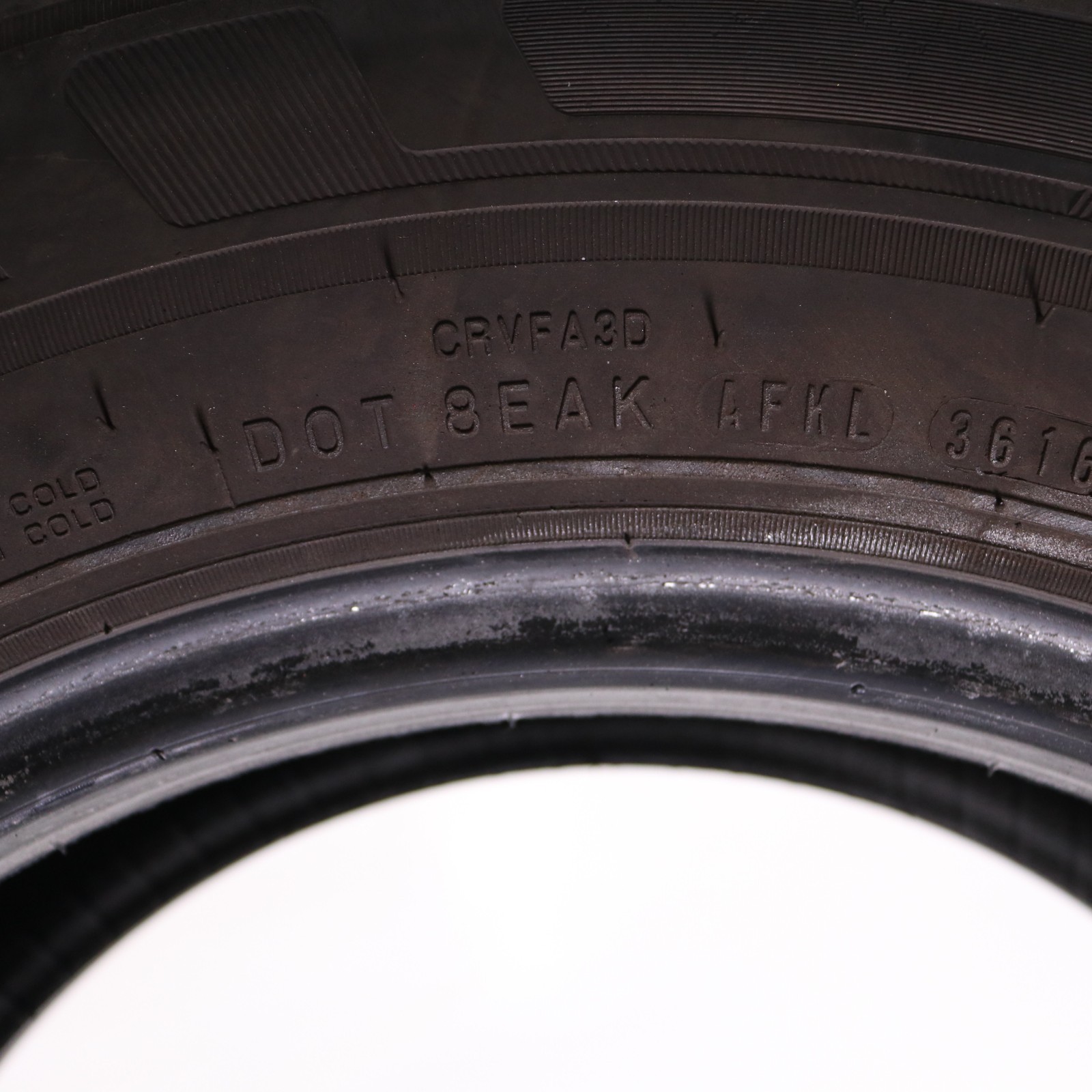 Set of 2 Used LT 225/75R16 Nexen Roadian CT8 HL – 115/112R – 9-10/32