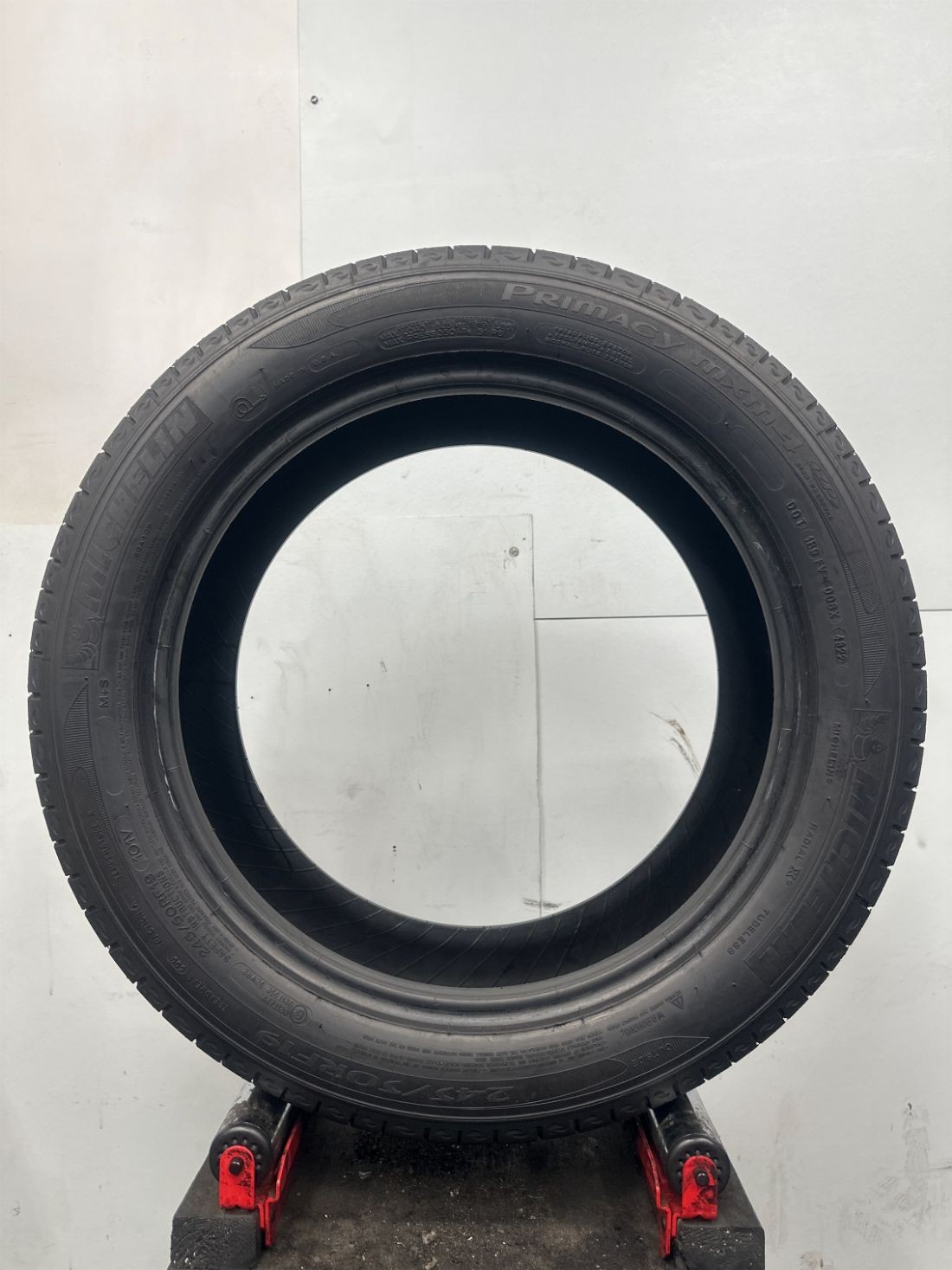 1 Used P245/50R19 Michelin Primacy mxm4 ZP Run Flat 101 V – 8/32