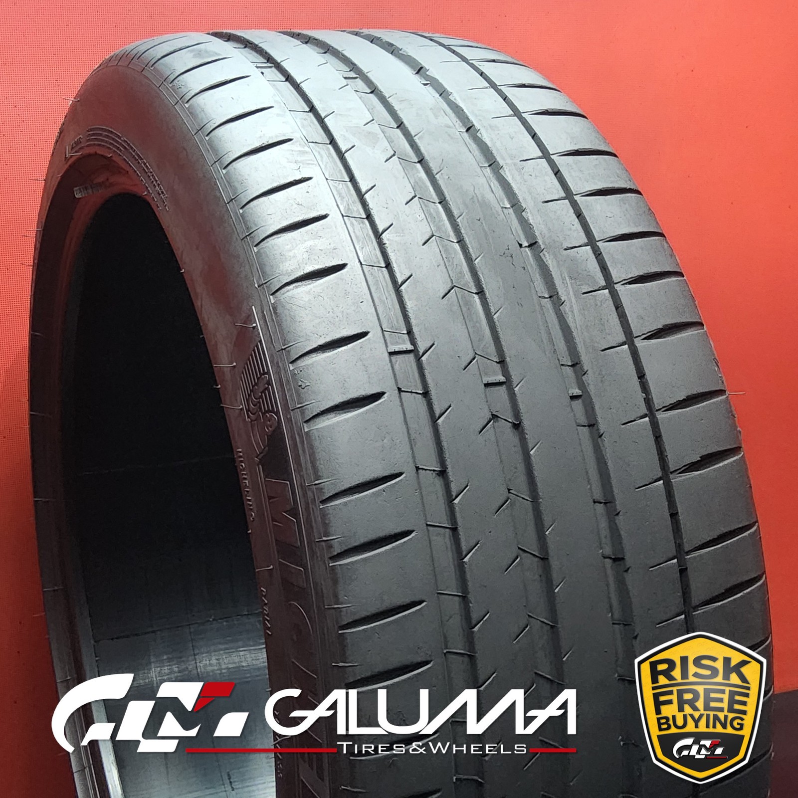 1 (One) Tire Michelin Pilot Sport 4S (MO1) XL 285/40ZR23 111Y No Repairs #94766
