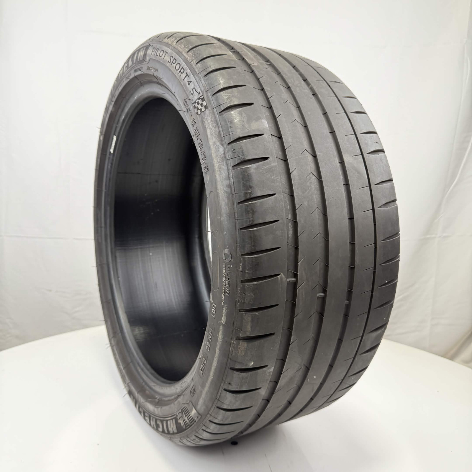 Used 245/40ZR17 Michelin Pilot Sport 4 S 95Y 5/32 (DOT 24)