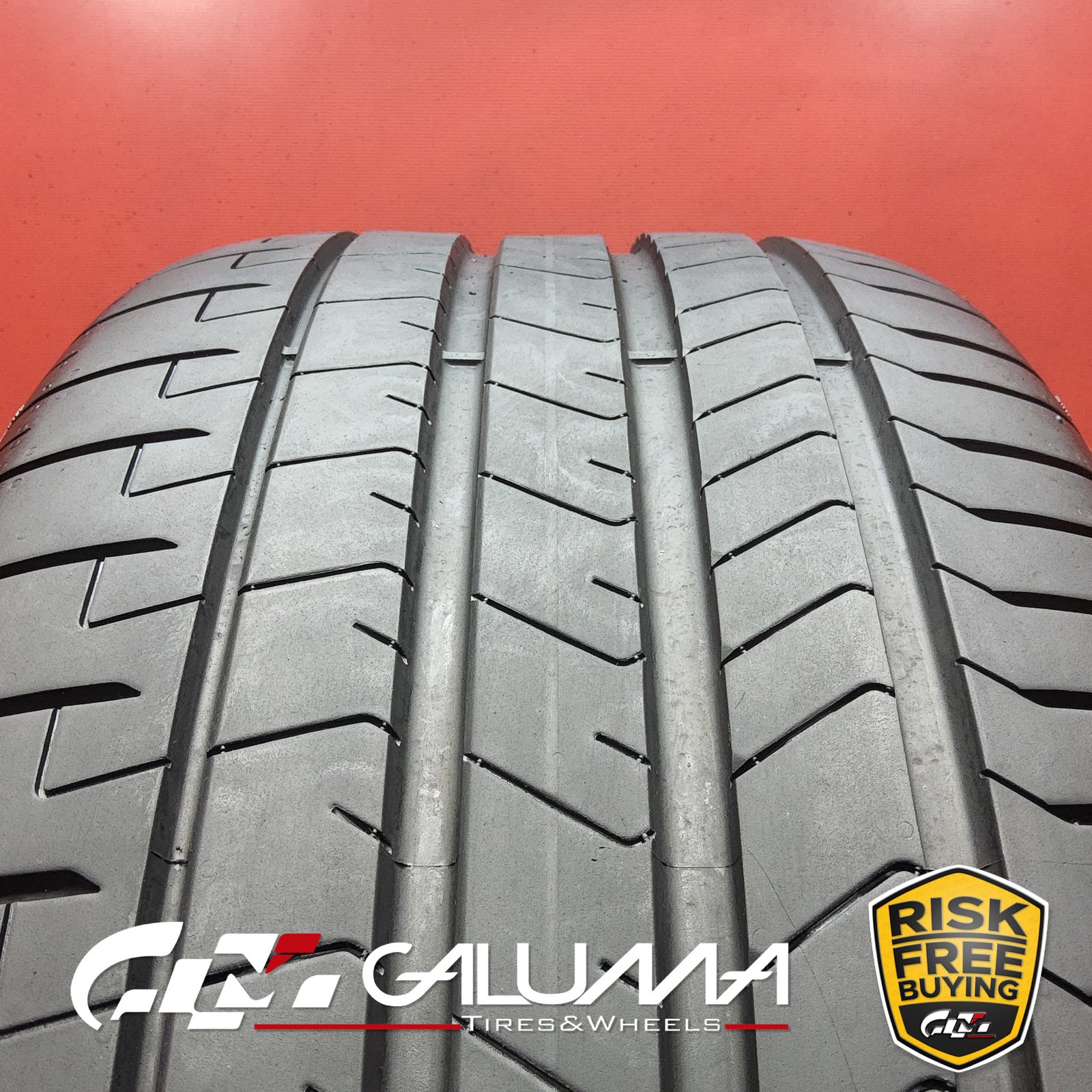 1 (One) Tire LikeNEW Pirelli P Zero PZ4 ★ XL 285/35R21 285/35/21 No Patch #91397