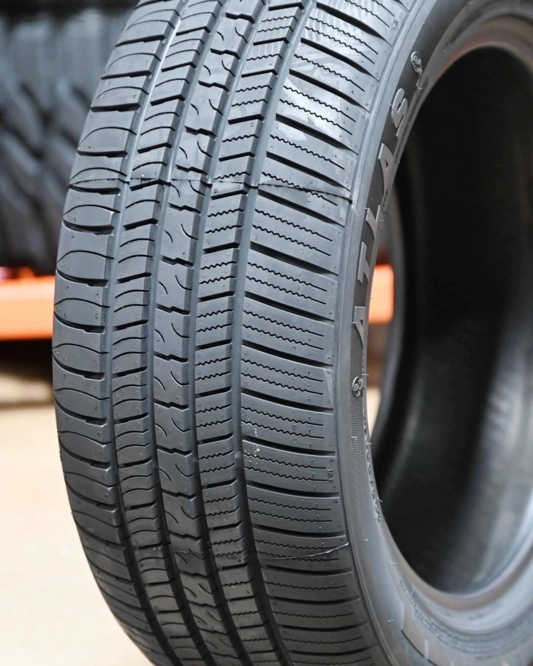 4 NEW ATLAS FORCE HP 205/65R15 94H HP 2056515 R15