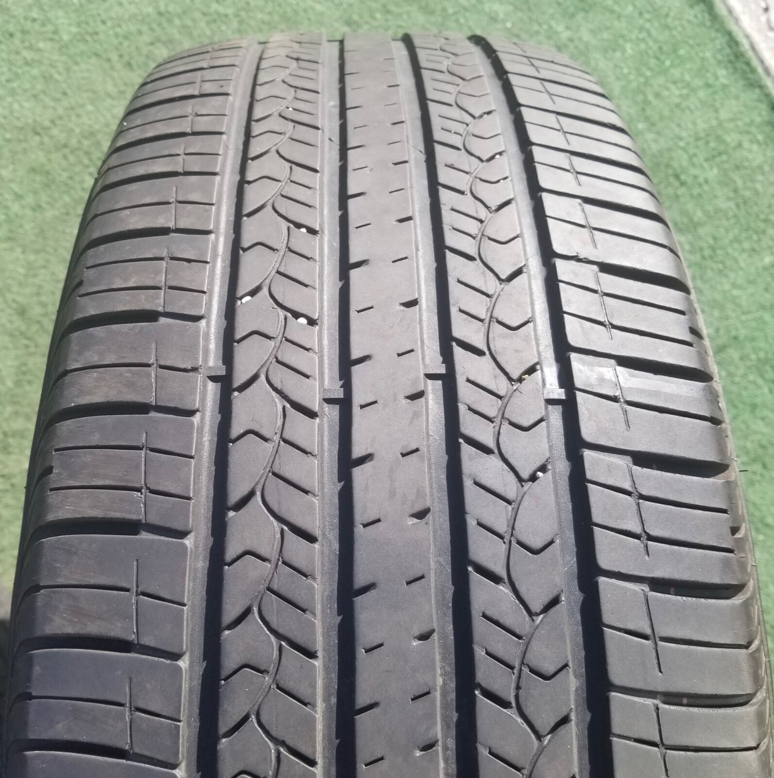 255/65R18 Goodyear Assurance CS Fuel Max Tire 255/65R-18 Cadillac Chevrolet 50%