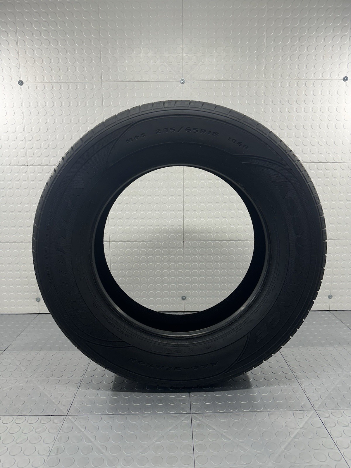 One Likenew Tire Goodyear Assurance 235/65R/18 106H All Season #745