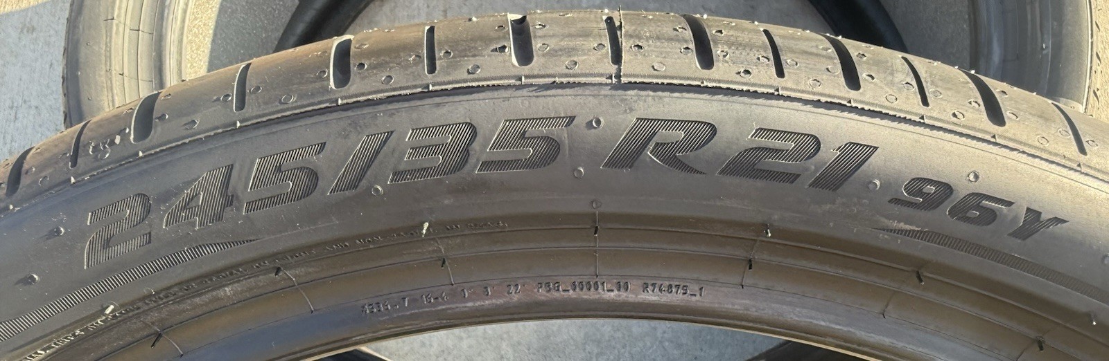 Set of TWO BRAND NEW 245/35R21 96Y Pirelli P Zero PZ4 MO-S PNCS Tires 2453521