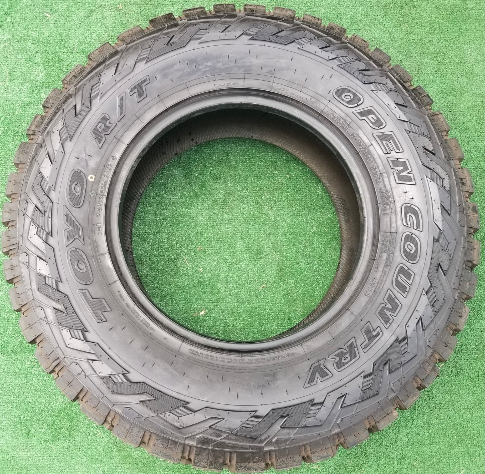 295/70R17 Toyo R/T Open Country Tires Pair LT295/70R-17 121/118Q 10 PR New 100%