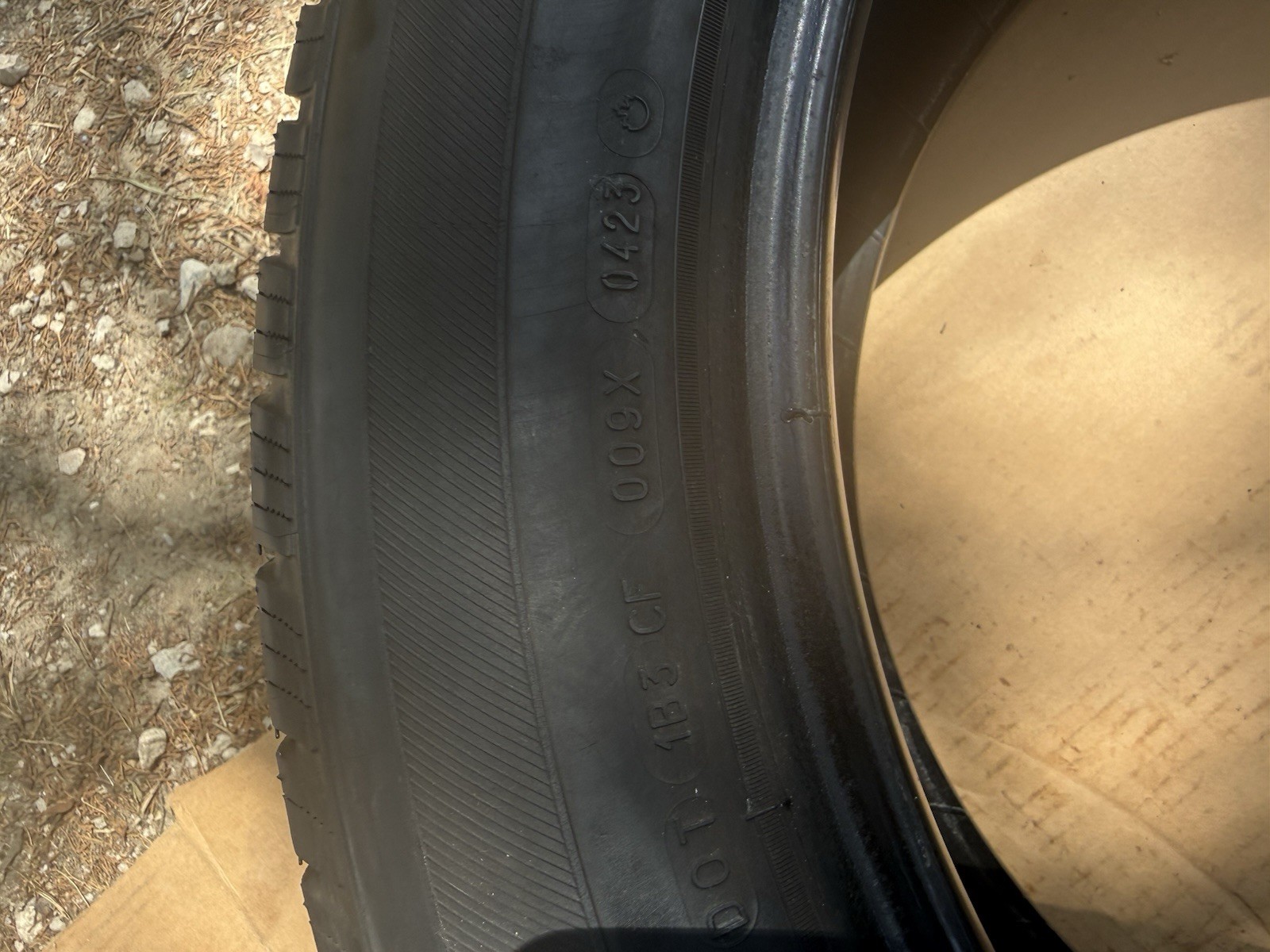 Michelin Defender LTX MS 255/55R20 Tire