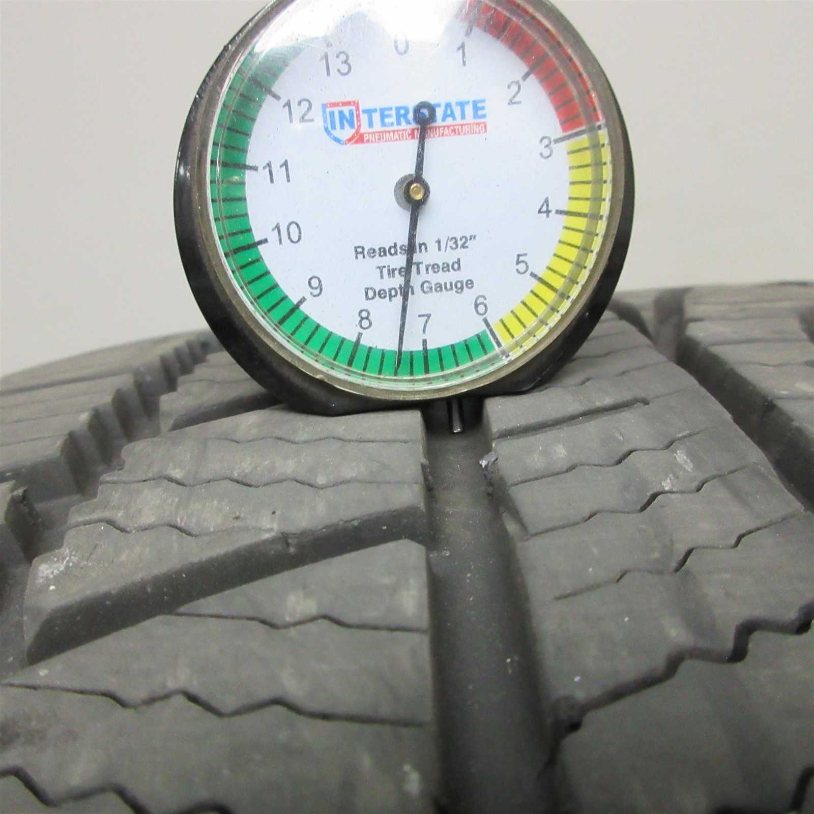 255/55R20 Goodyear Assurance WeatherReady 110H Used Tire (7/32nd) (QTY 1)