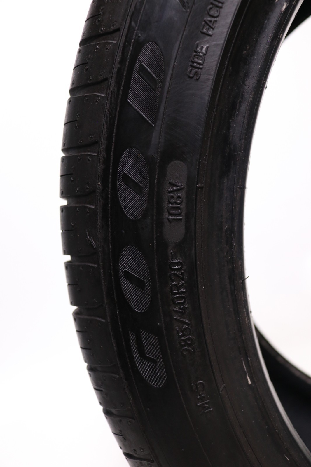 Set of 2 Used 285/40R20 Goodyear Eagle Sport MOExtended Run Flat 108V – 6.5-7/32